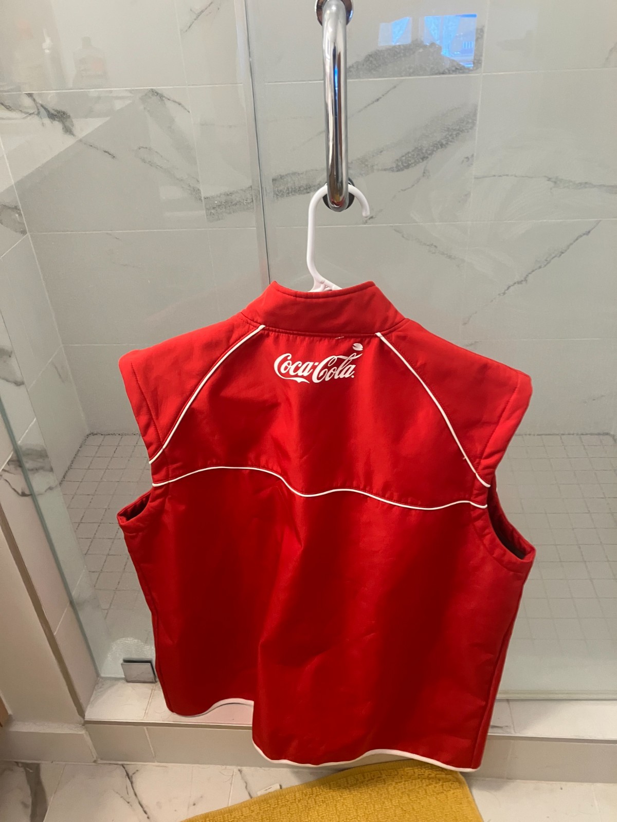 Mercedes Benz Coke Coca Cola red jacket full zip up Vest Mens Size adult XL