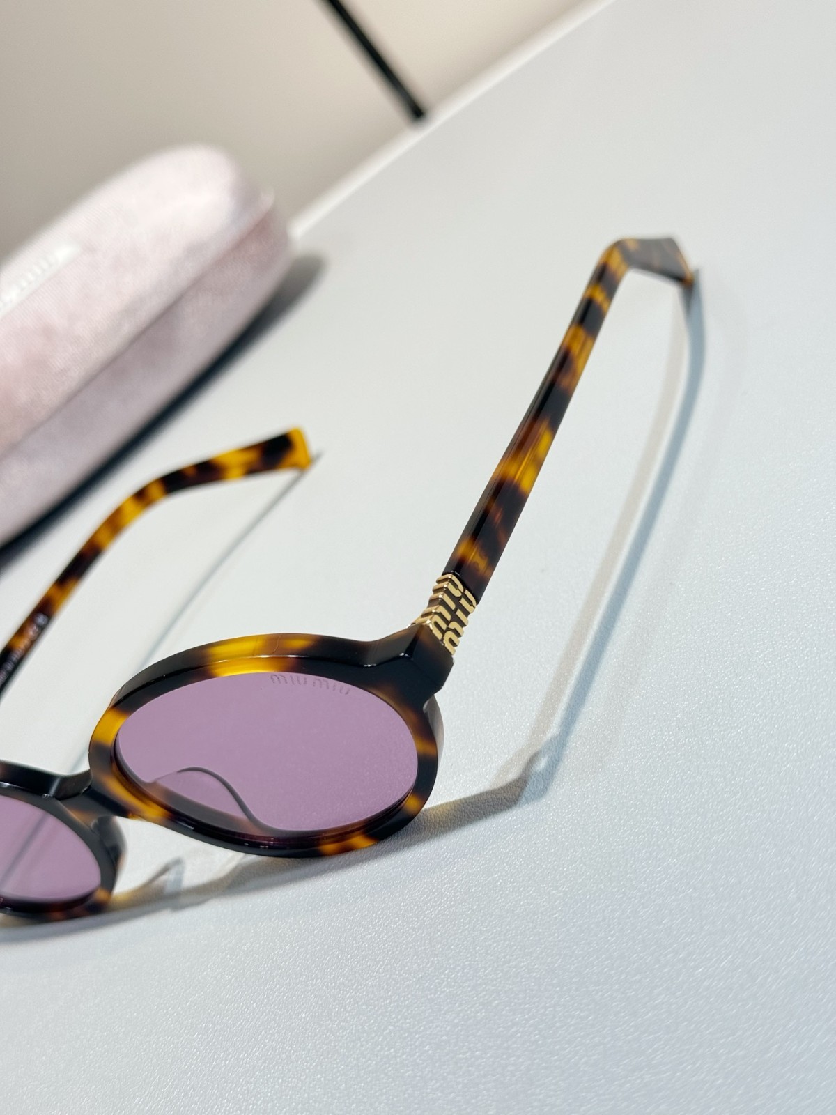Chic Oval Tortoiseshell Frame Sunglasses Purple Tinted Lens Women Eyewear