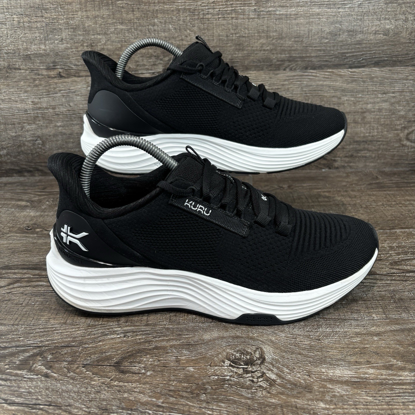 Kuru Atom 2 Shoes Men’s 8 Wide Jet Black Bright White Running Walking Sneakers