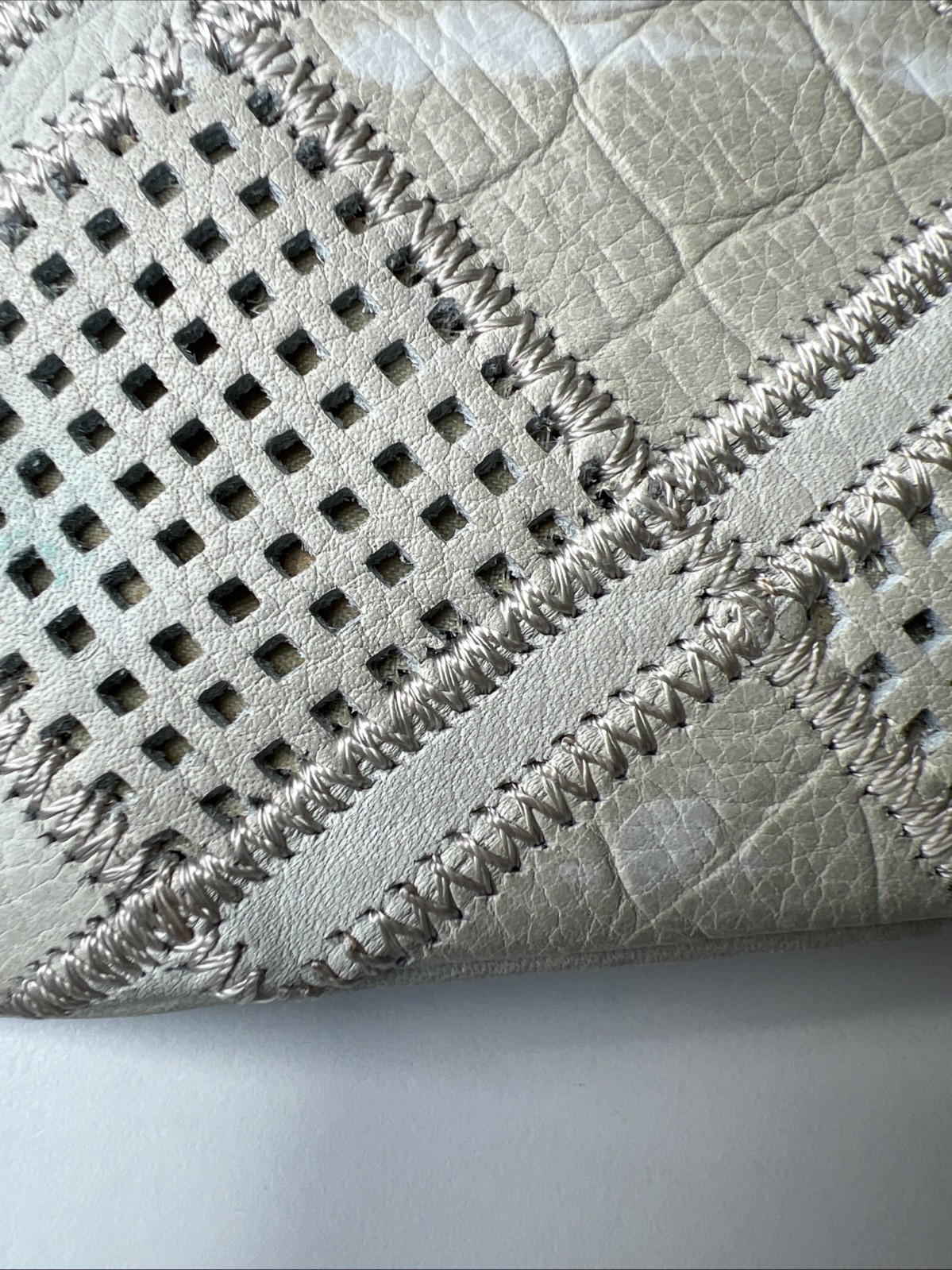 Makowsky Gray Leather Shoulder Bag Perforated Patchwork Silver Hardware Purse