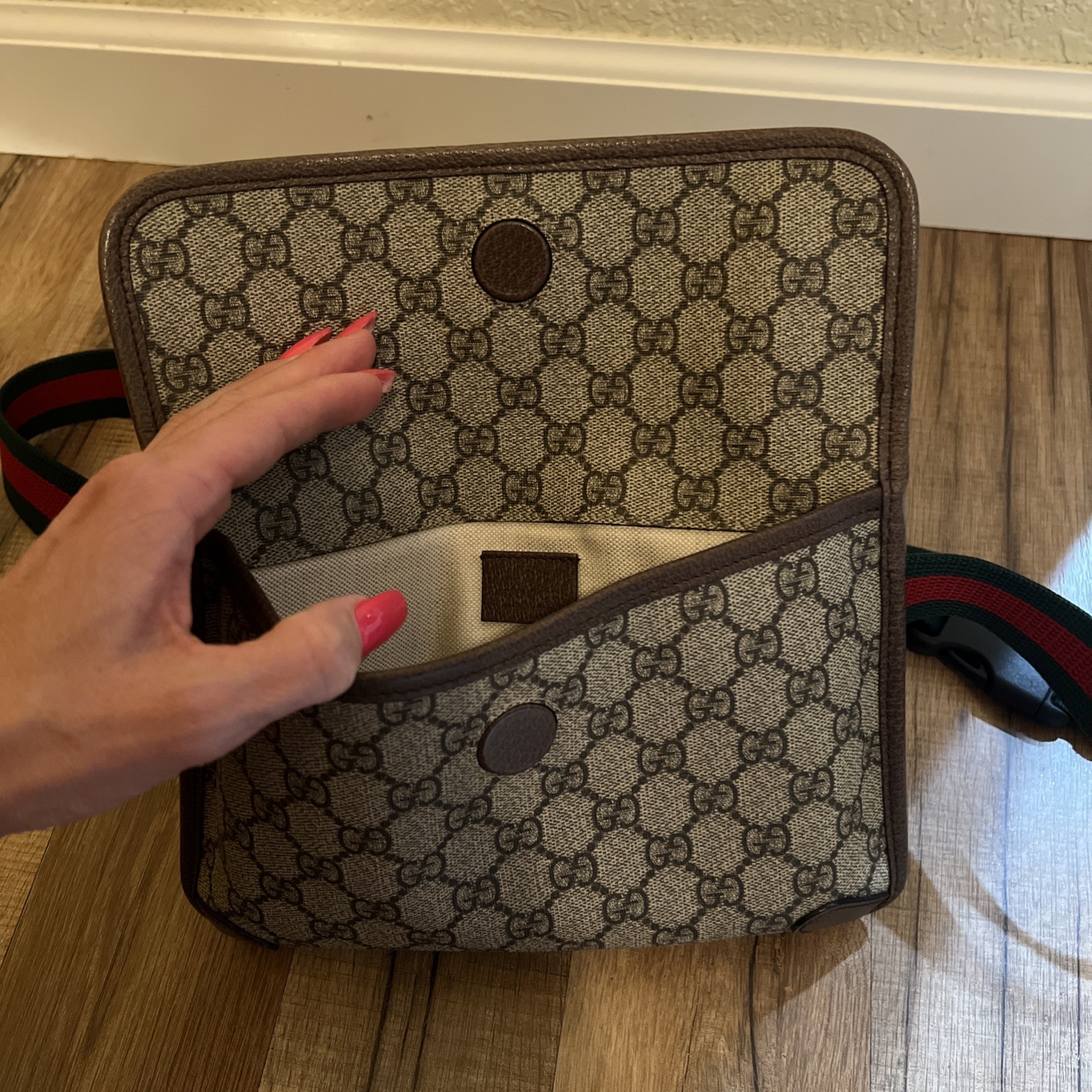 Gucci GG Supreme canvas belt bag