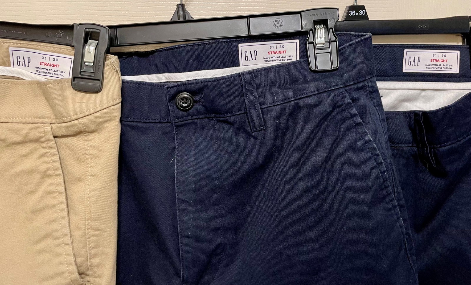 LOT 3 Pair GAP Men’s Modern Straight Khakis 31×30 BLUE (NWT), BLUE, TAN