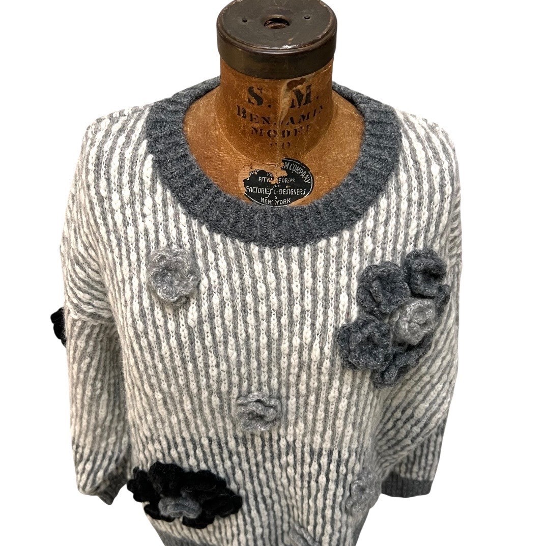 Grannycore Chunky Knit Oversized 3D Crochet Flower Sweater Women Grey Boho Large