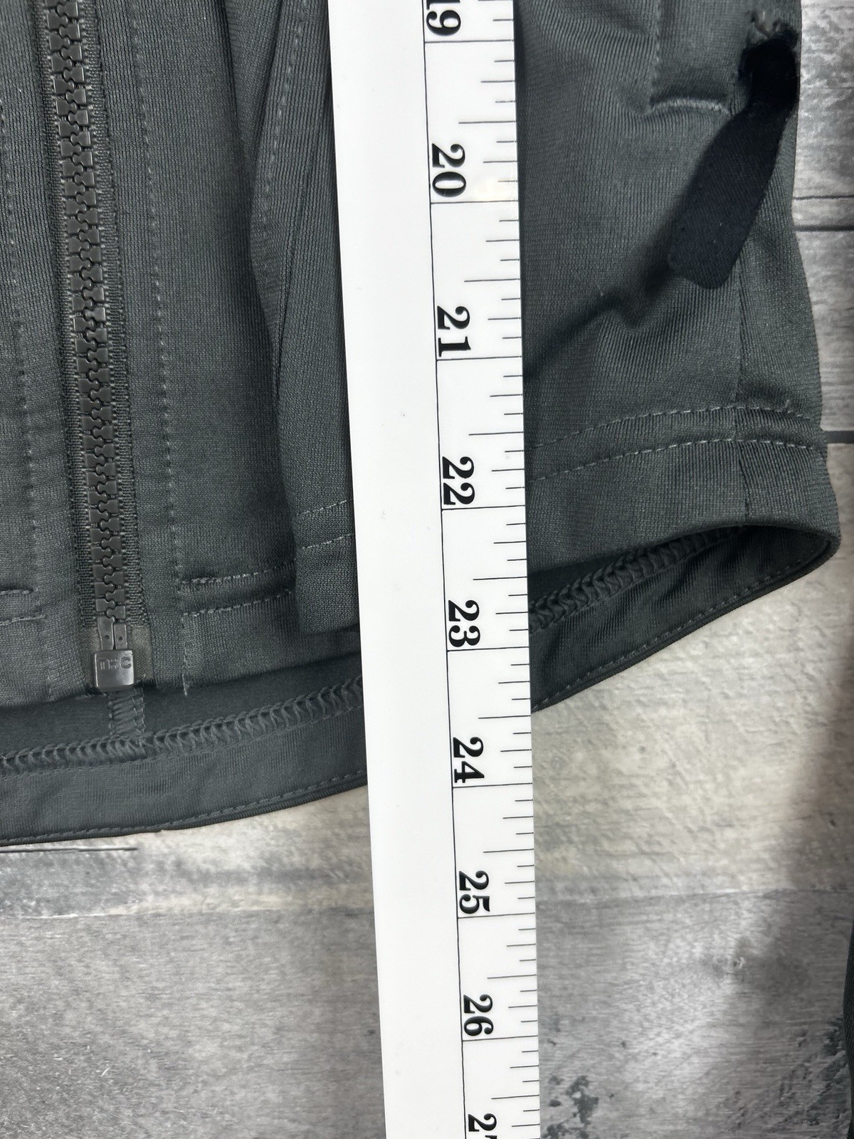 Bench. Urbanwear Women’s Small Full Zip Jacket Mock Neck Stretch Athleisure Gray
