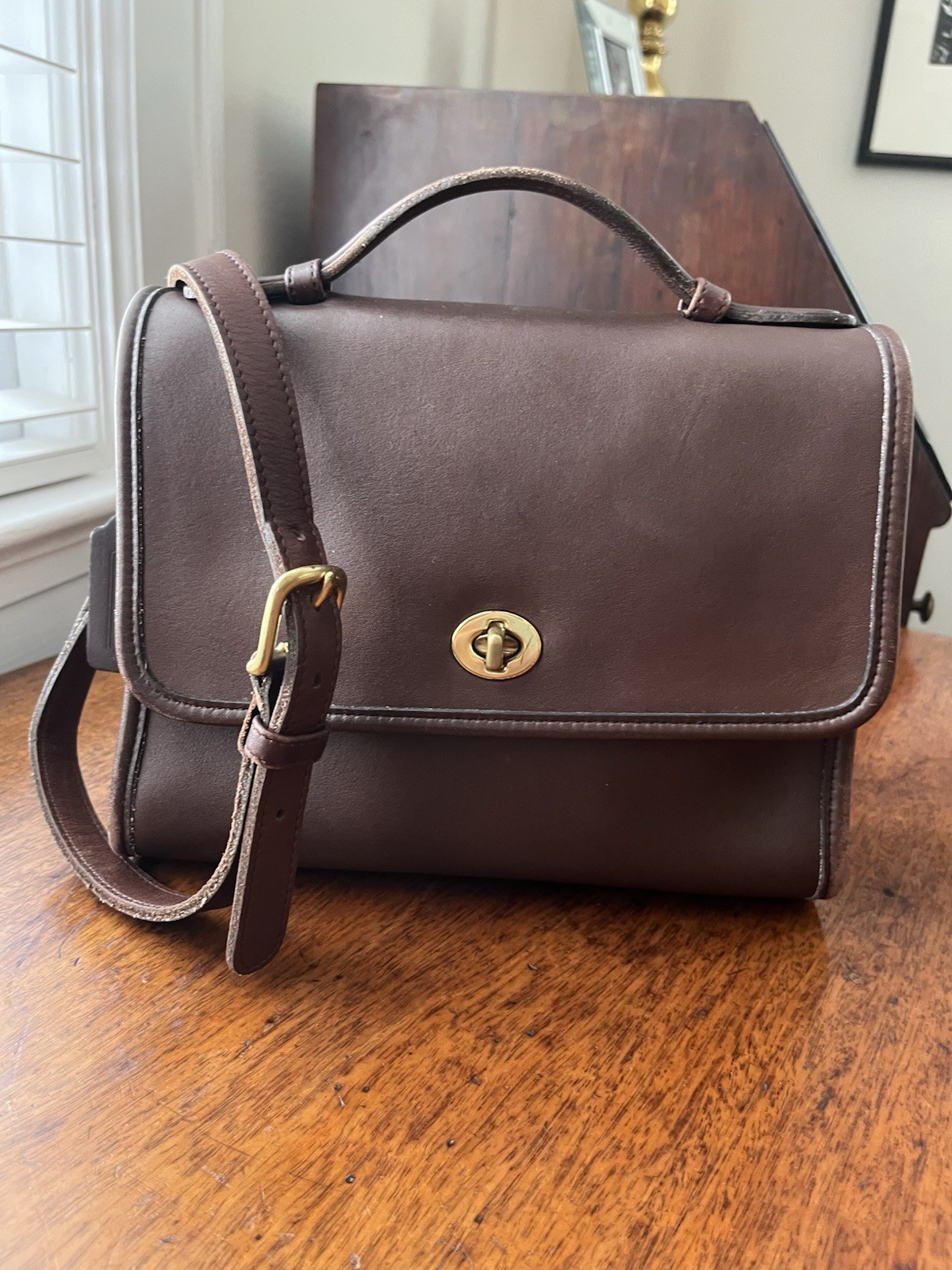 Vintage 1990s Coach Court Bag 9870 Mahogany Brown Glovetanned Leather
