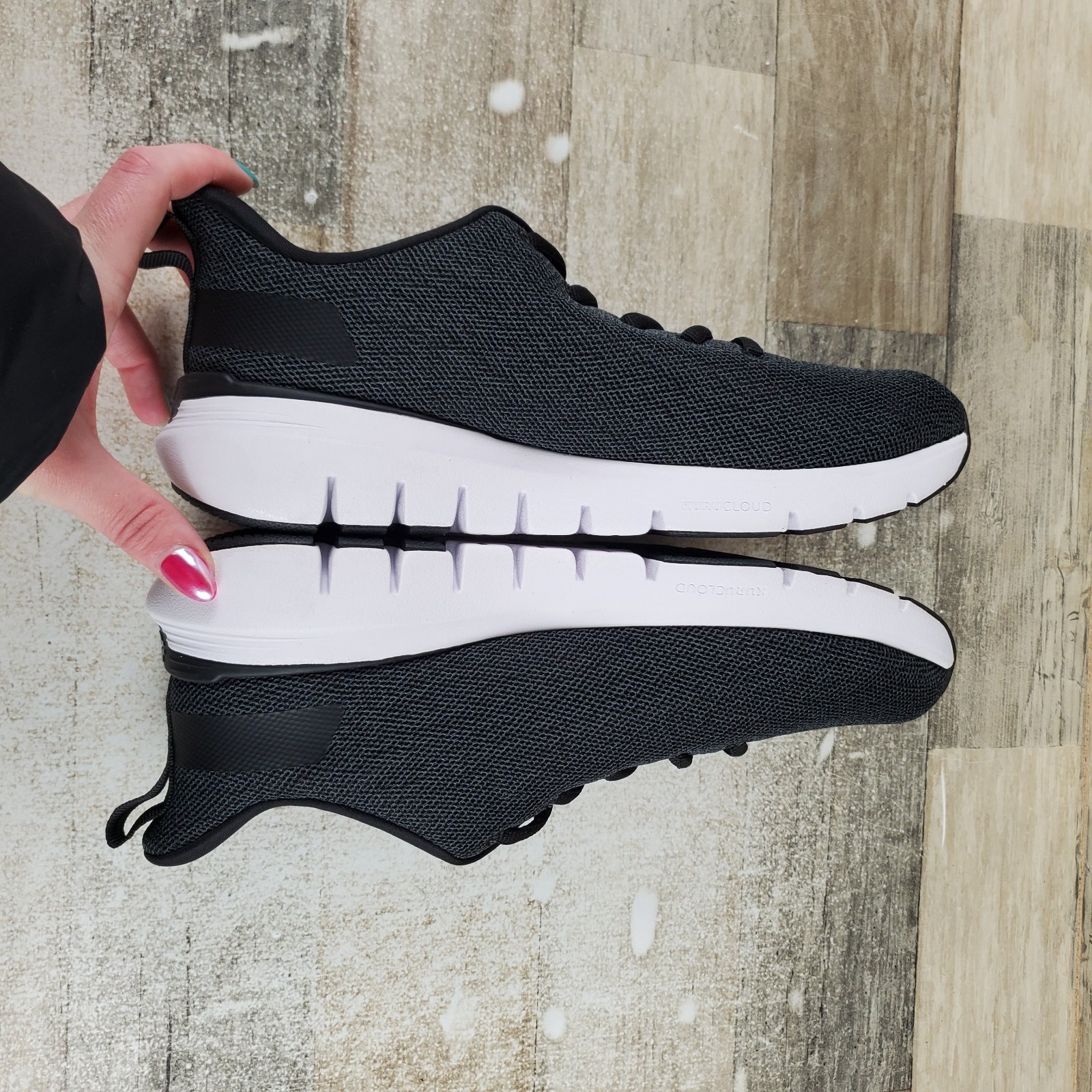 Kuru Flex Via Womens Shoes Sz 8.5 Running Jet Black Bright White Lace Up Sneaker