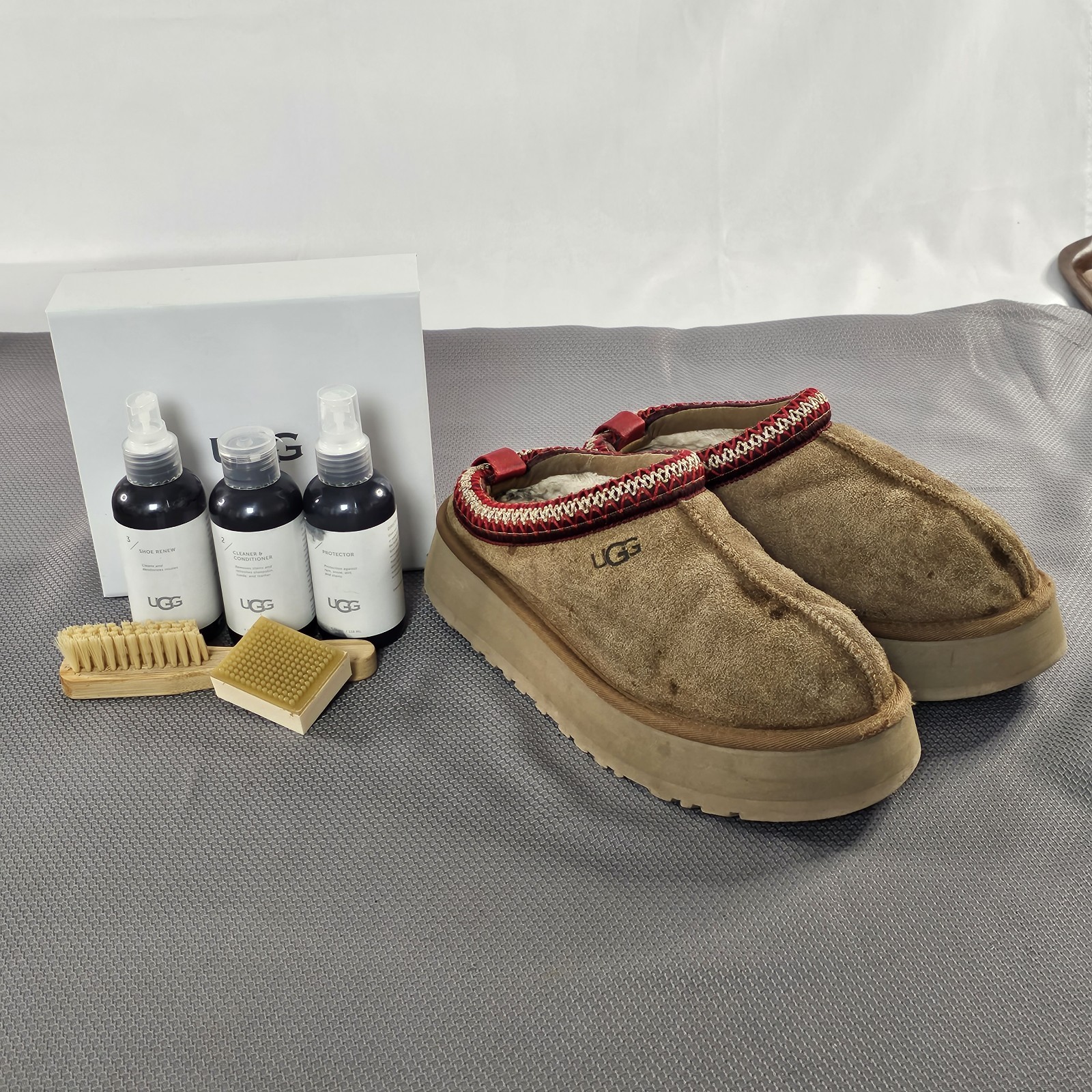 UGG Tazz II Platform Slippers Womens Size 9 Chestnut + UGG Suede Care Kit READ⬇