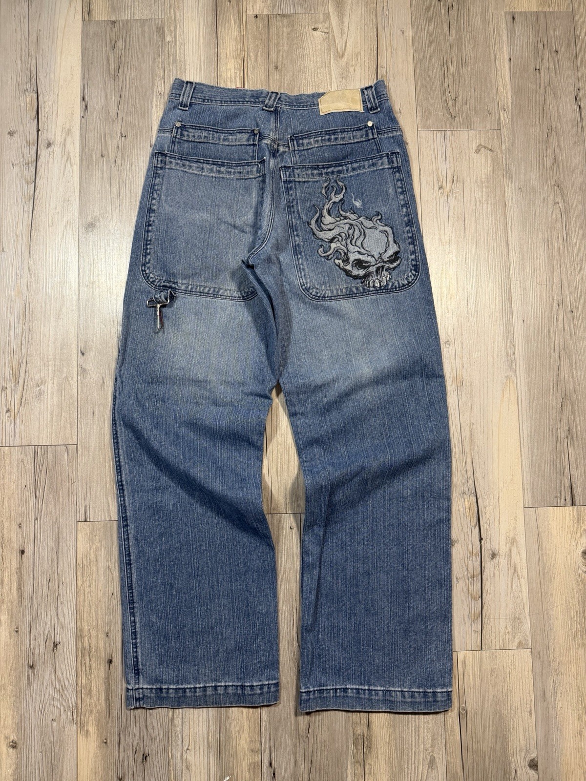 JNCO Men’s Blue Wide-Leg Denim Jeans Relaxed Fit Embroidered Skull Pocket