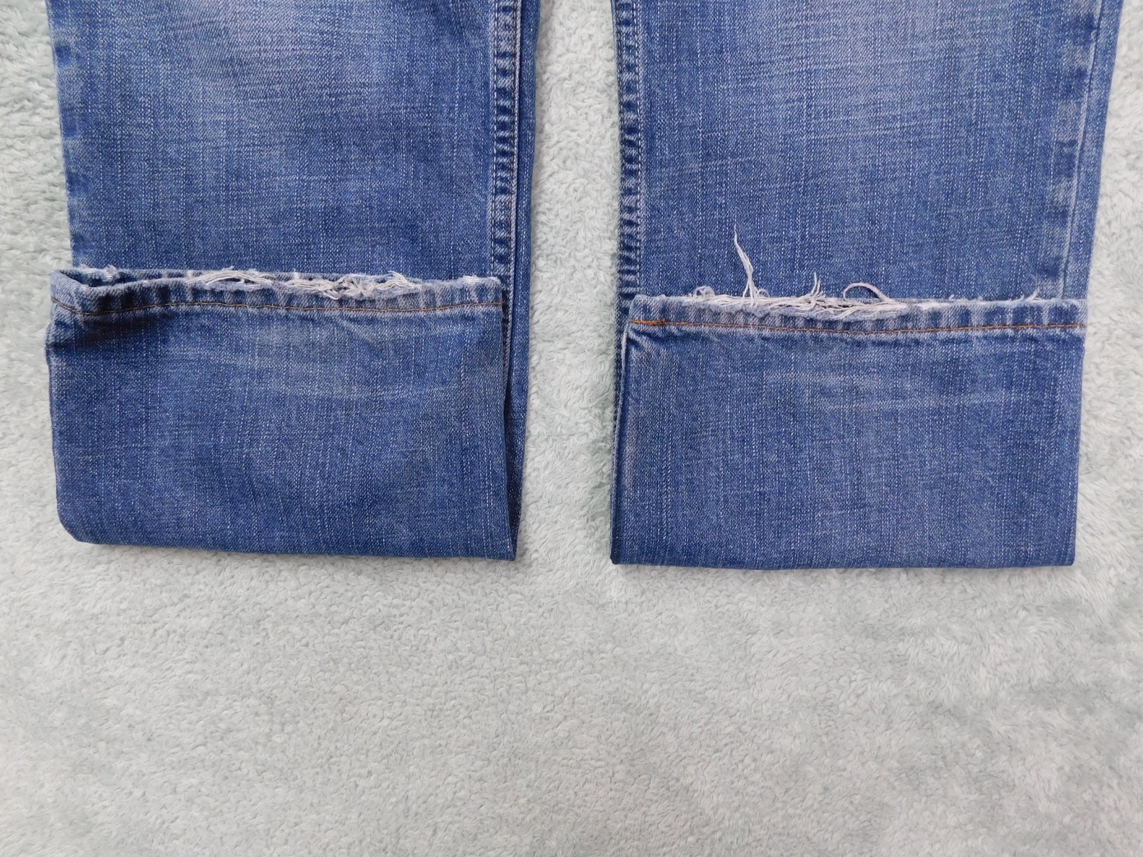 Tommy Hilfiger Men’s Relaxed Jeans Denim Blue Medium Wash Size 32×30*30Wx29L*