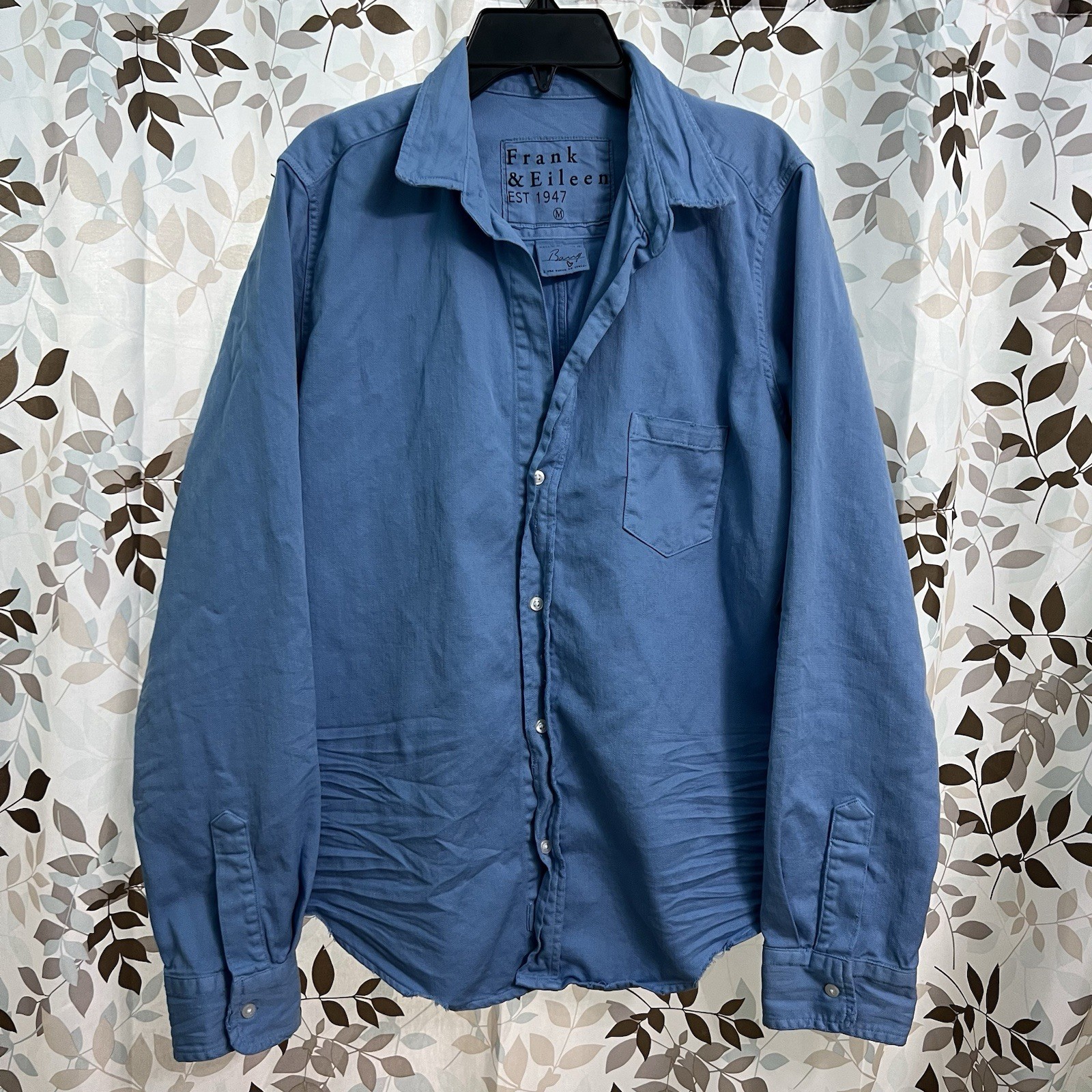 Frank & Eileen Blush Blue Barry Denim Long Sleeve Button Down Shirt Size Medium