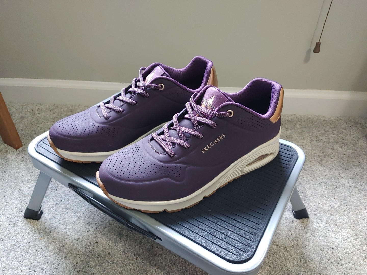 Skechers Women’s Uno Shimmer AwaySneaker Dark Purple Durabuck Rosegold Sz 9.5