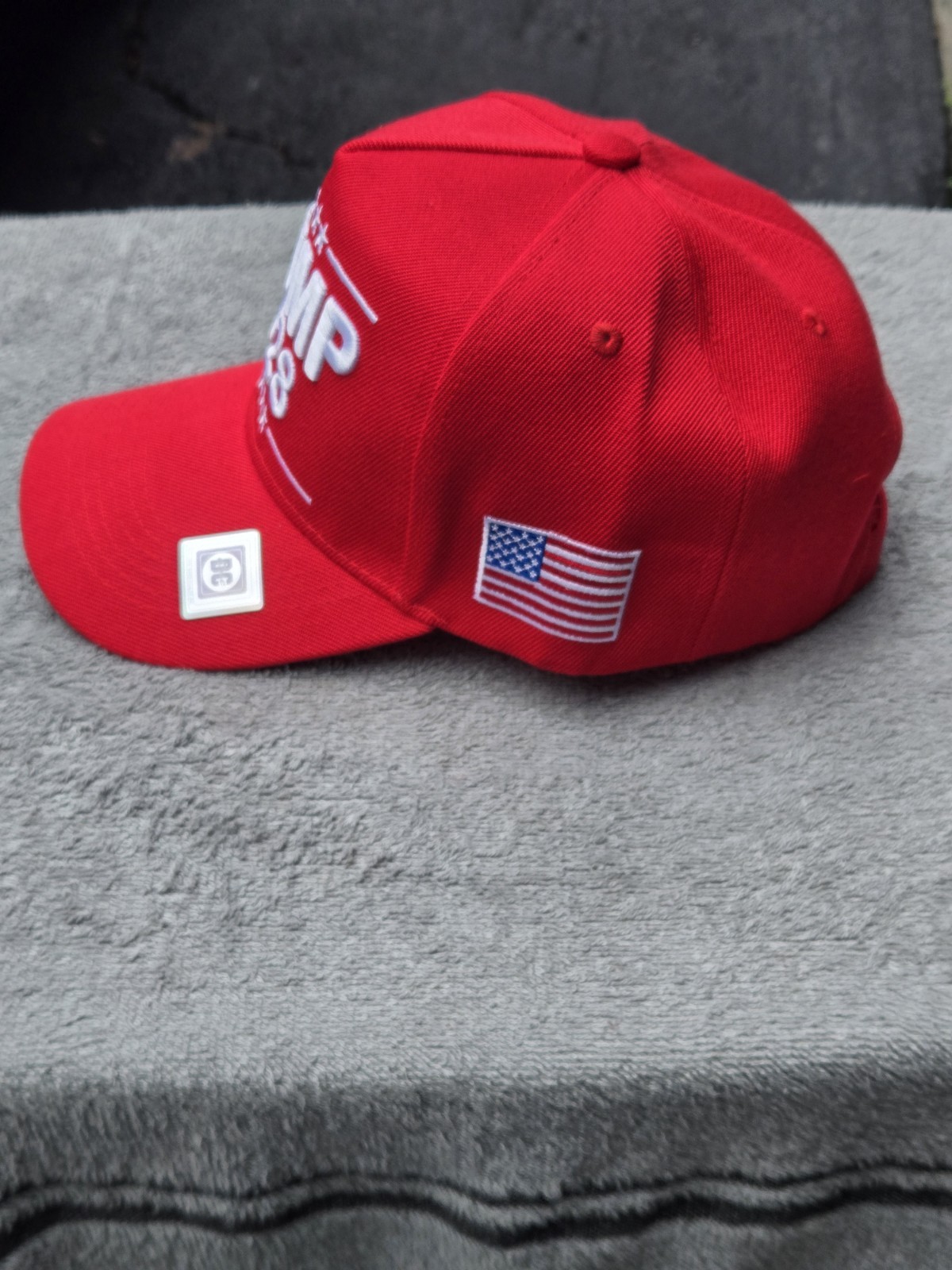 Red Trump 2028 Adjustable Baseball Cap USA Flag Patch 45-47 Embroidery
