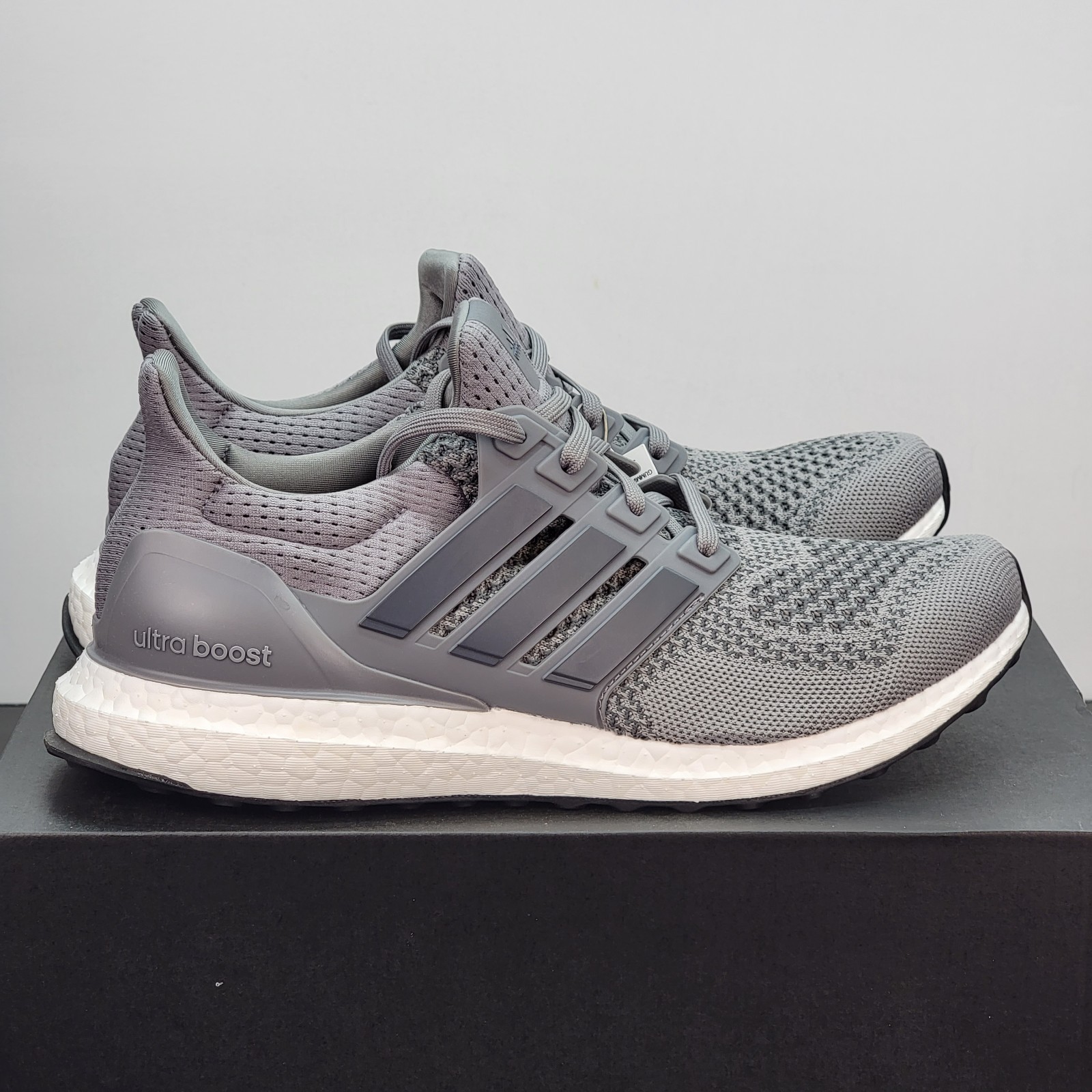 Adidas Ultraboost 1.0 DNA Men’s Size 13 Running Shoes Gray Athletic Sneakers