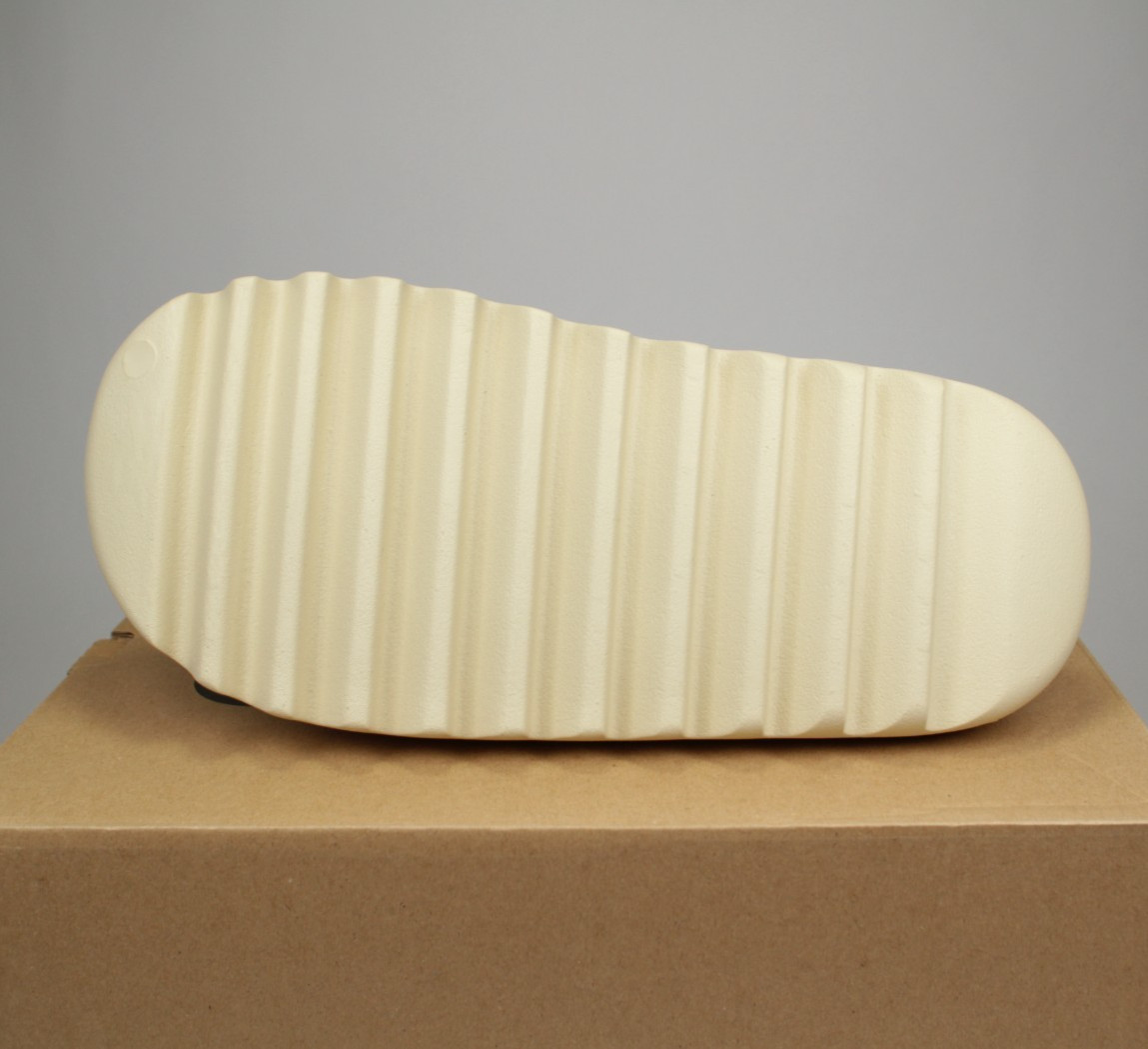 Adidas Yeezy Slide -SIZE 9US “Bone” NEW WITH BOX-FAST SHIPPING- Unisex FZ5897