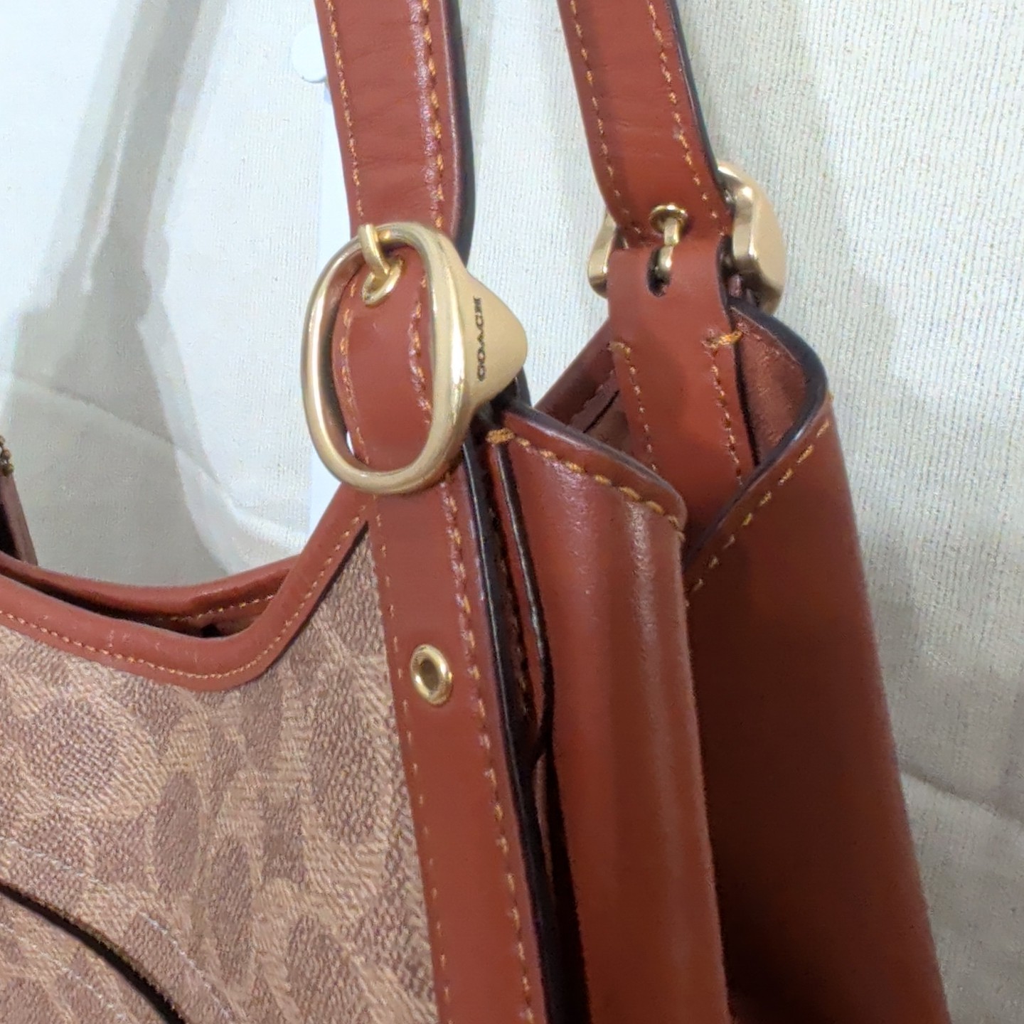 Coach 3-Piece Set: C4825 Lori & Sutton & Wallet in Leather-Tan Rust Collection