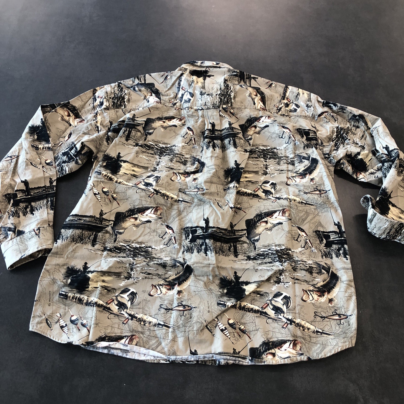 North River Shirt Long Sleeve Large Shirt Fishing Rod Lures Bass Boats