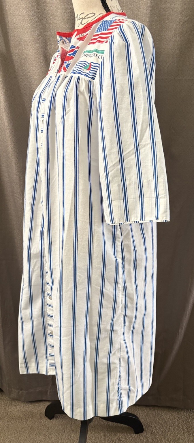 MODELS COAT Saks Fifth Avenue House Dress MuMu America’s Cup Striped Snaps 8