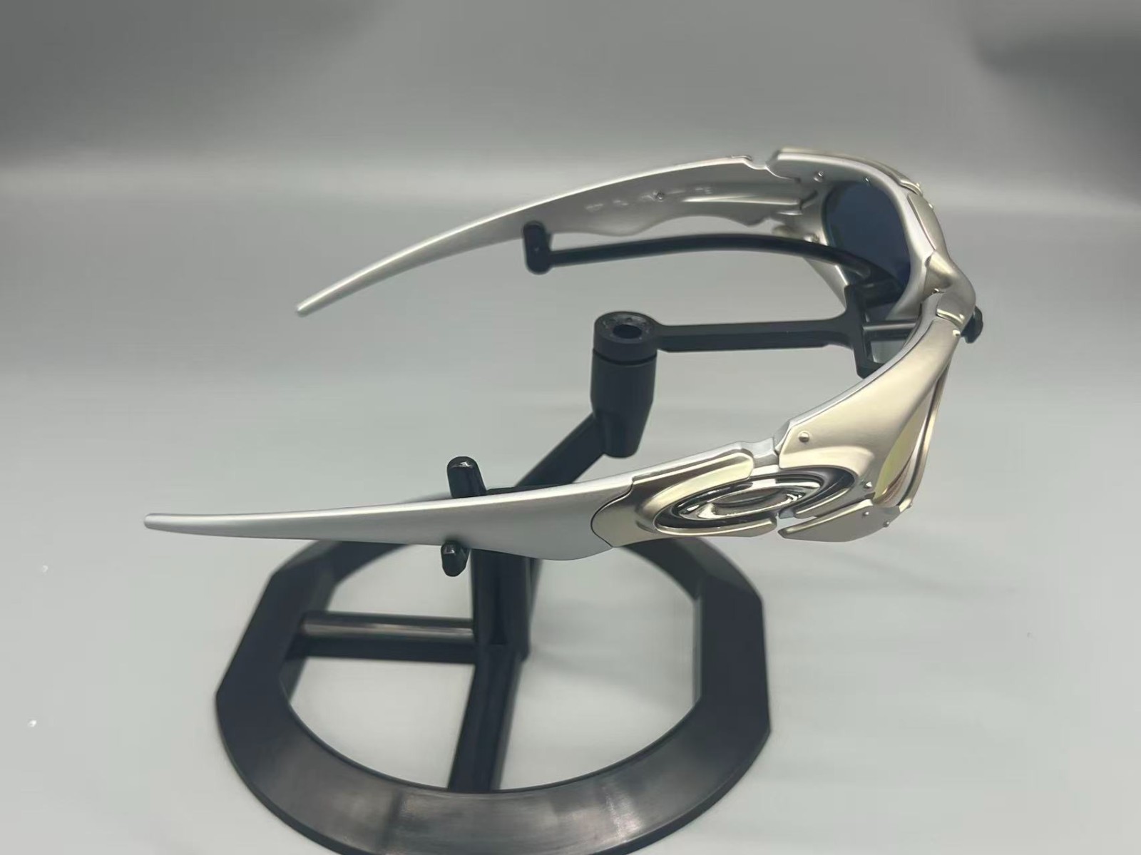 Retro Oakley Plate Silver Frame Orange Lens Y2K Futuristic Shades