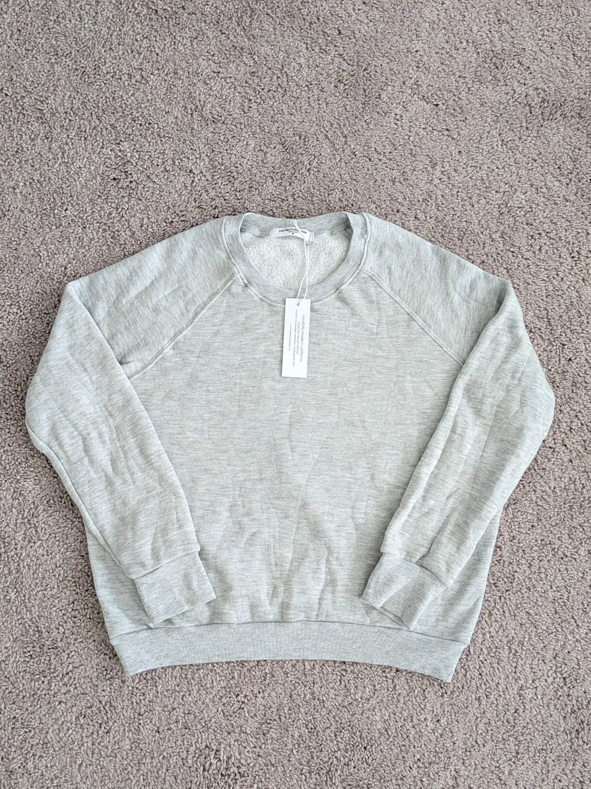 Perfect White Tee Lennon Fleece Crew Sweatshirt Women’s Medium Gray NWT