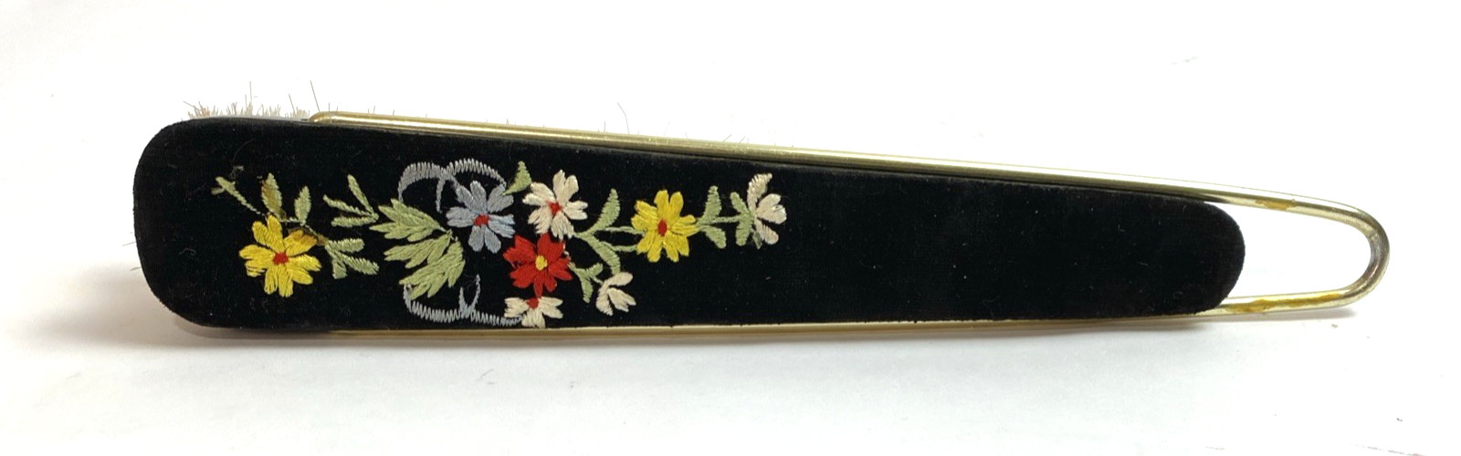 Vintage Embroidered Floral Clothes Brush Velveteen Back Hangable 10.2″