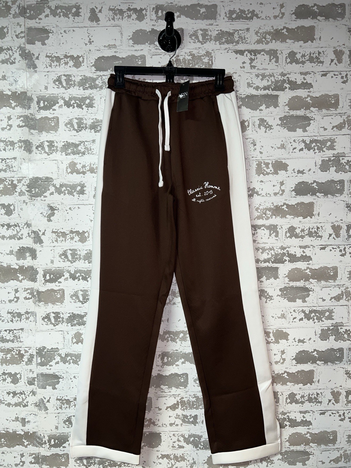 NWT! boohooMAN Relaxed Homme Side Stripe Tricot Joggers – Brown Size XS