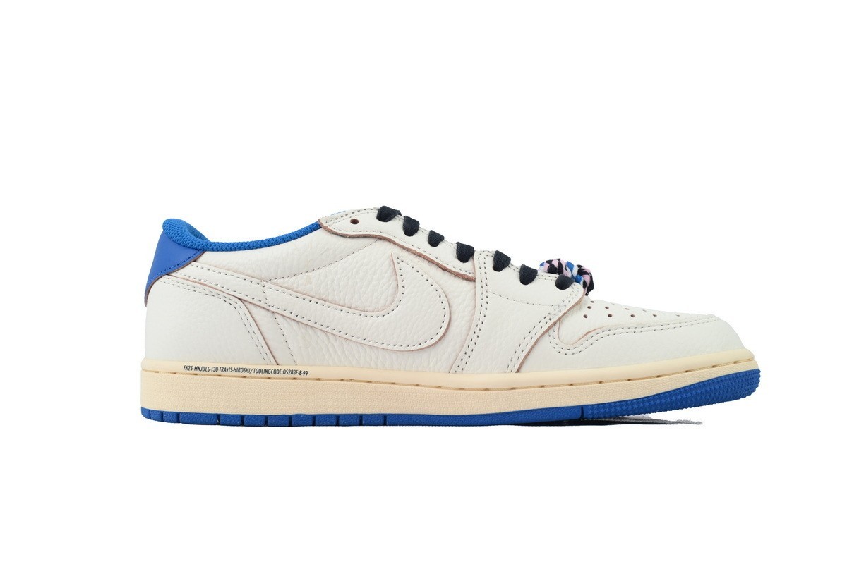 DM7866-104 Fragment Design x Travis Scott x Air Jordan 1 Retro Low