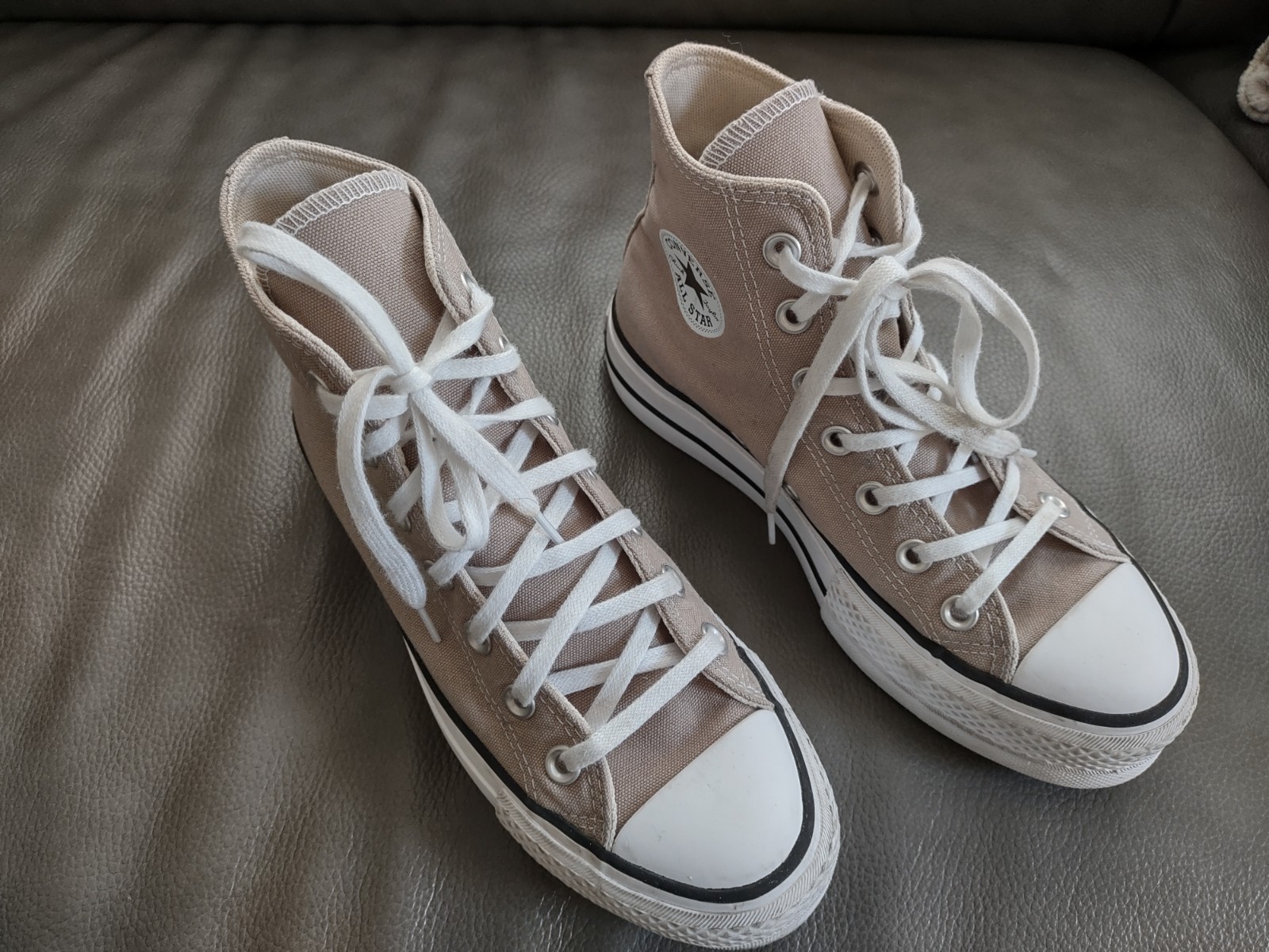 Converse Women’s Size 6 All Star Hi Lift Platform Sneakers Wonder Stone A06139F