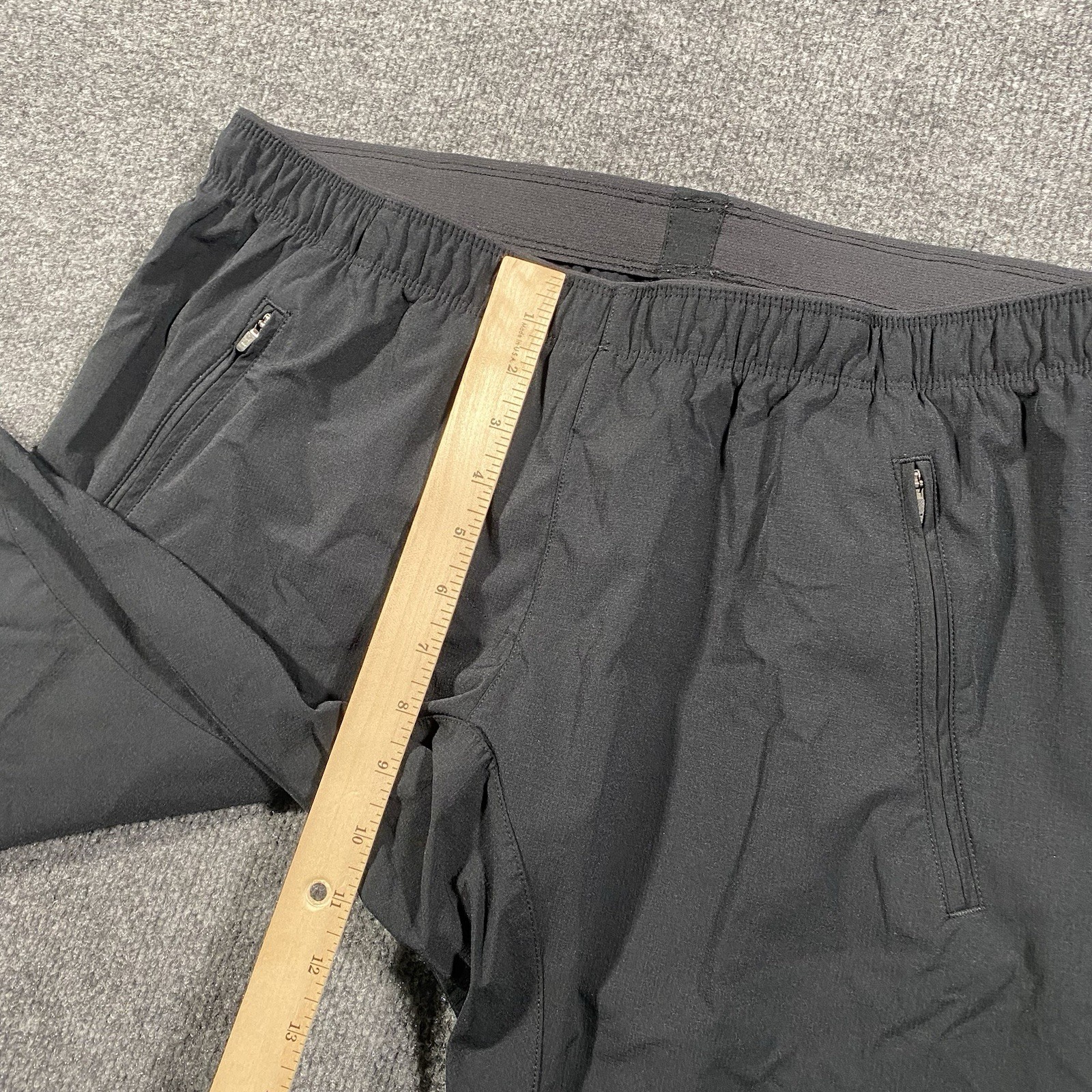 Paskho Pants Mens M Black Tech Minimalist Performance Stretch 32×32 Windbreaker