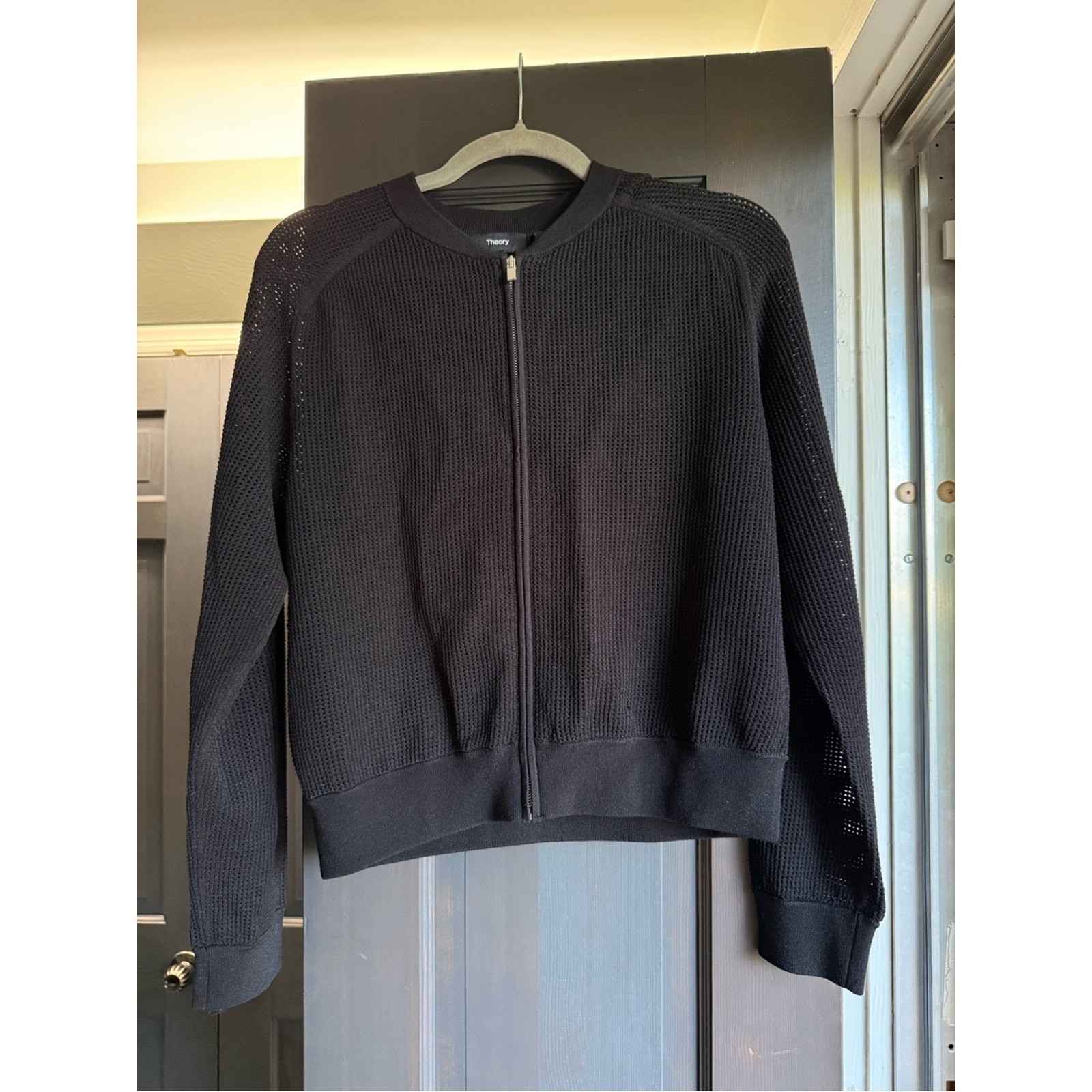 Theory Women’s Bomber Jacket Size Large Breathable Knit Black Summer Lightweight