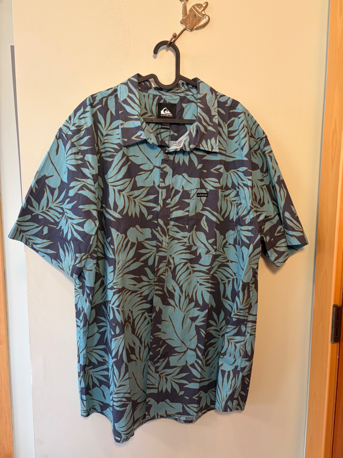 Quiksilver Palm Trip Classic Short Sleeve Shirt, Graystone XXL, New With Tags