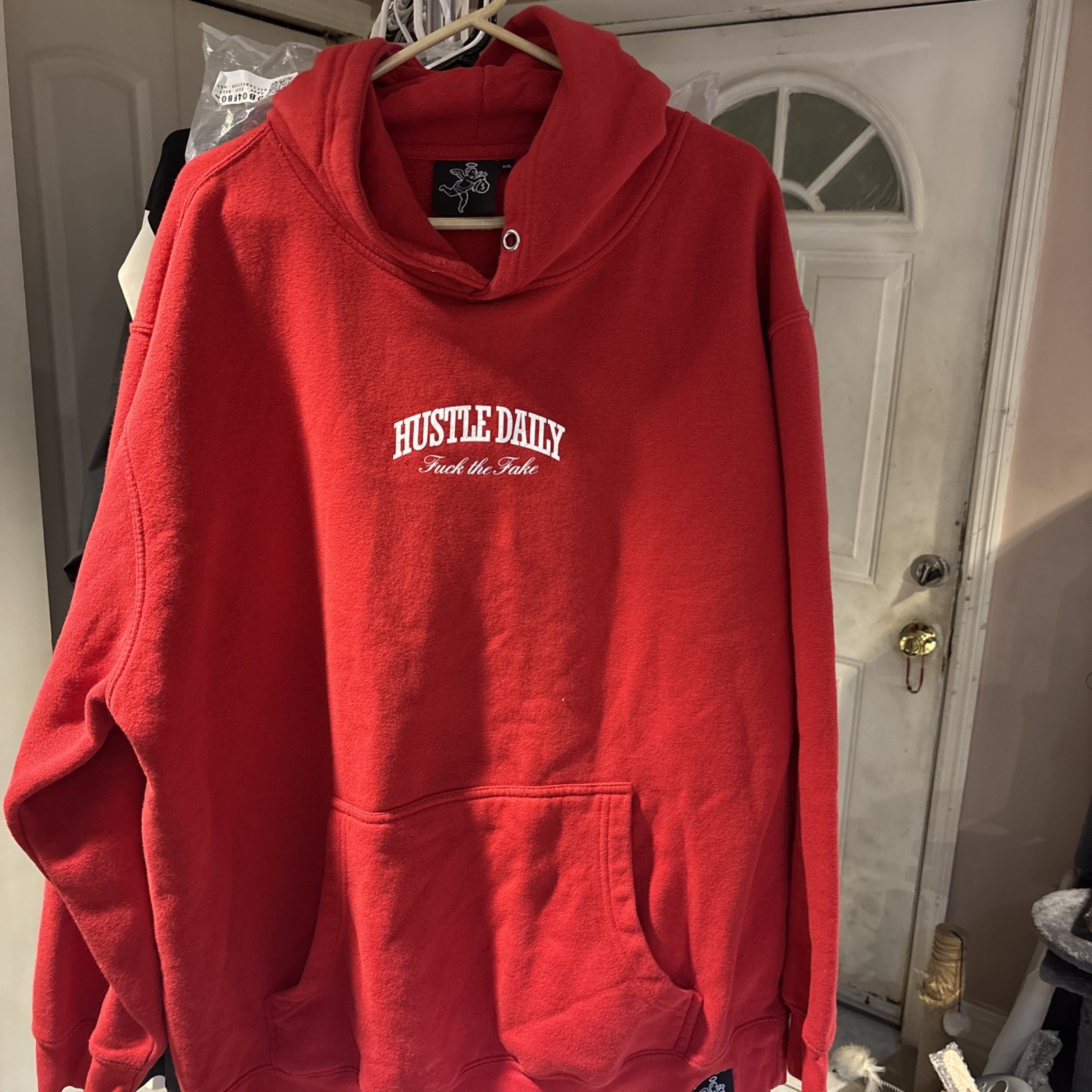 Hustle daily Red XXL Hoody!