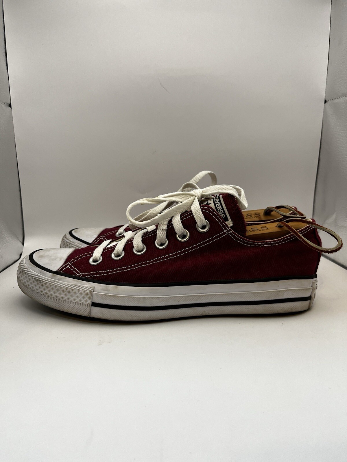 Converse All Star Chuck Taylor Maroon Low Sz 5