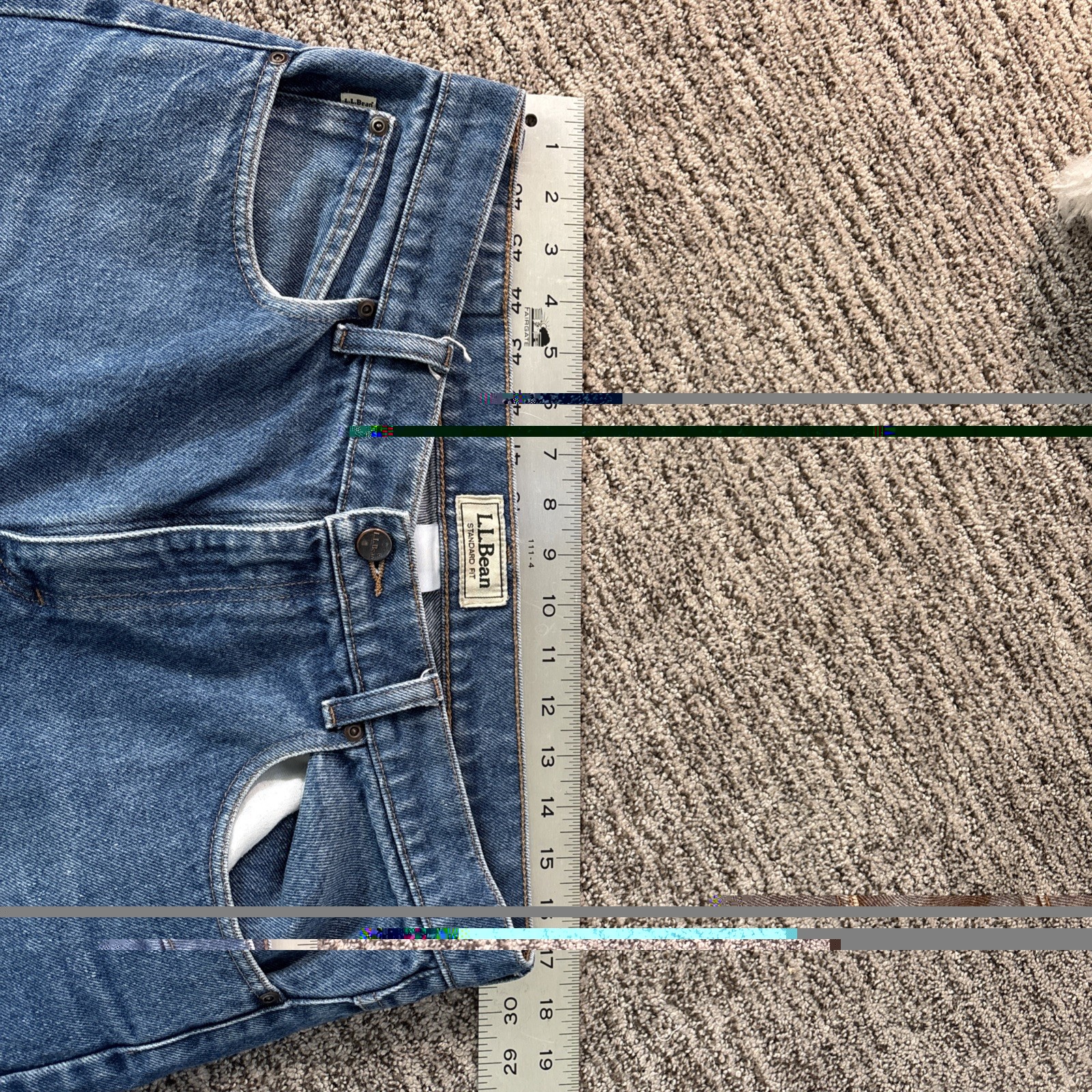 LL Bean Classic Fit Light Wash Blue Denim Jeans Mens 33×30 Straight Leg