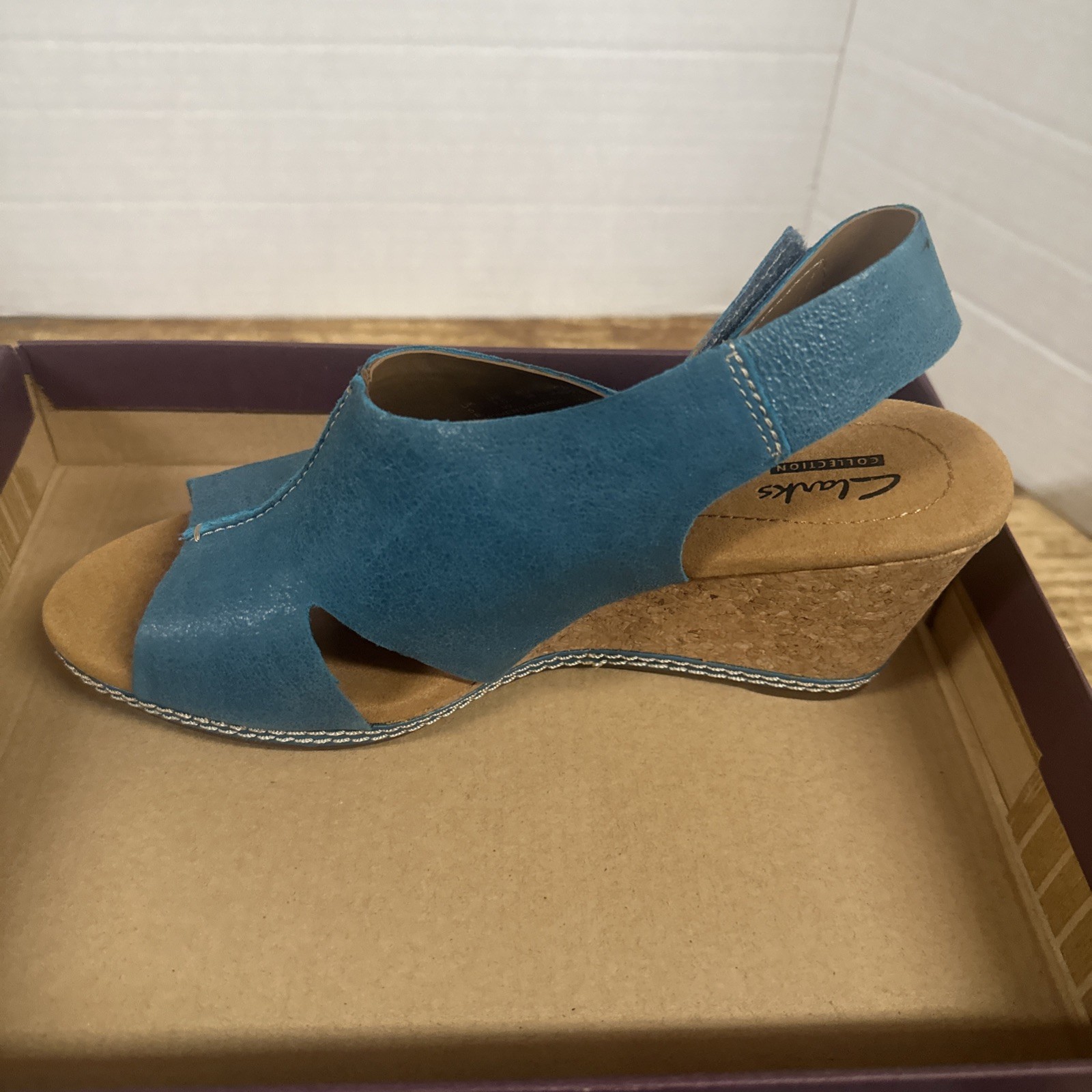 NEW IN BOX Clarks Helio Float Leather Cork Wedge Platform Sandals Sz: 7 1/2 W US