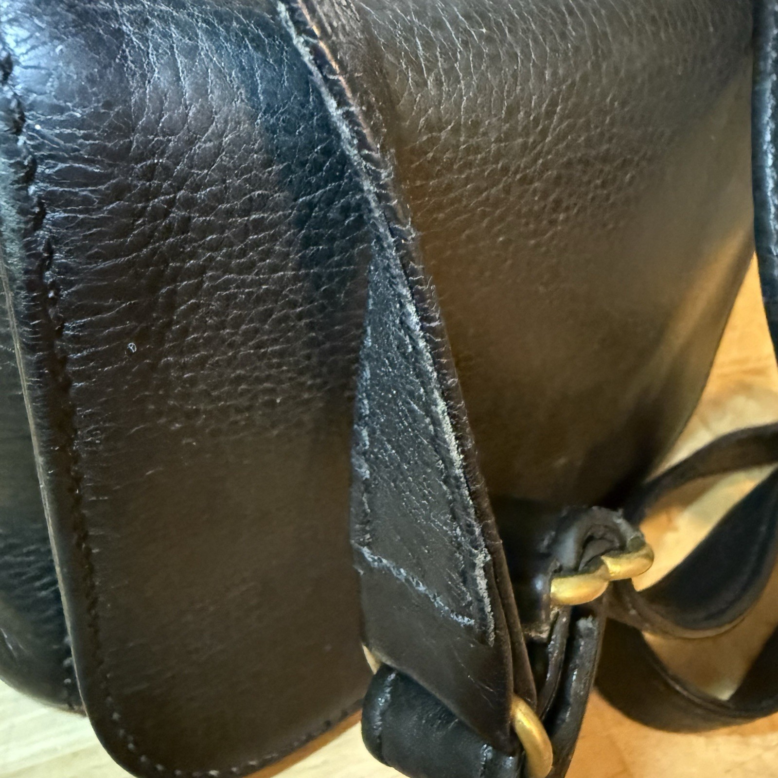 Coach 1997 Vintage G7M-4929 Sonoma Small Full Flap Black USA Full Grain Cowhide