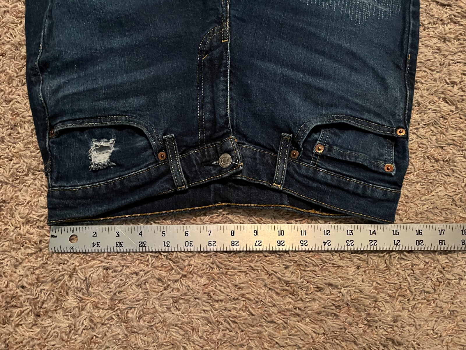 EUC Levi’s 511 Slim Tapered Leg Jeans Mens tag=31×30 (MEASURED 30×28.5) (9327)