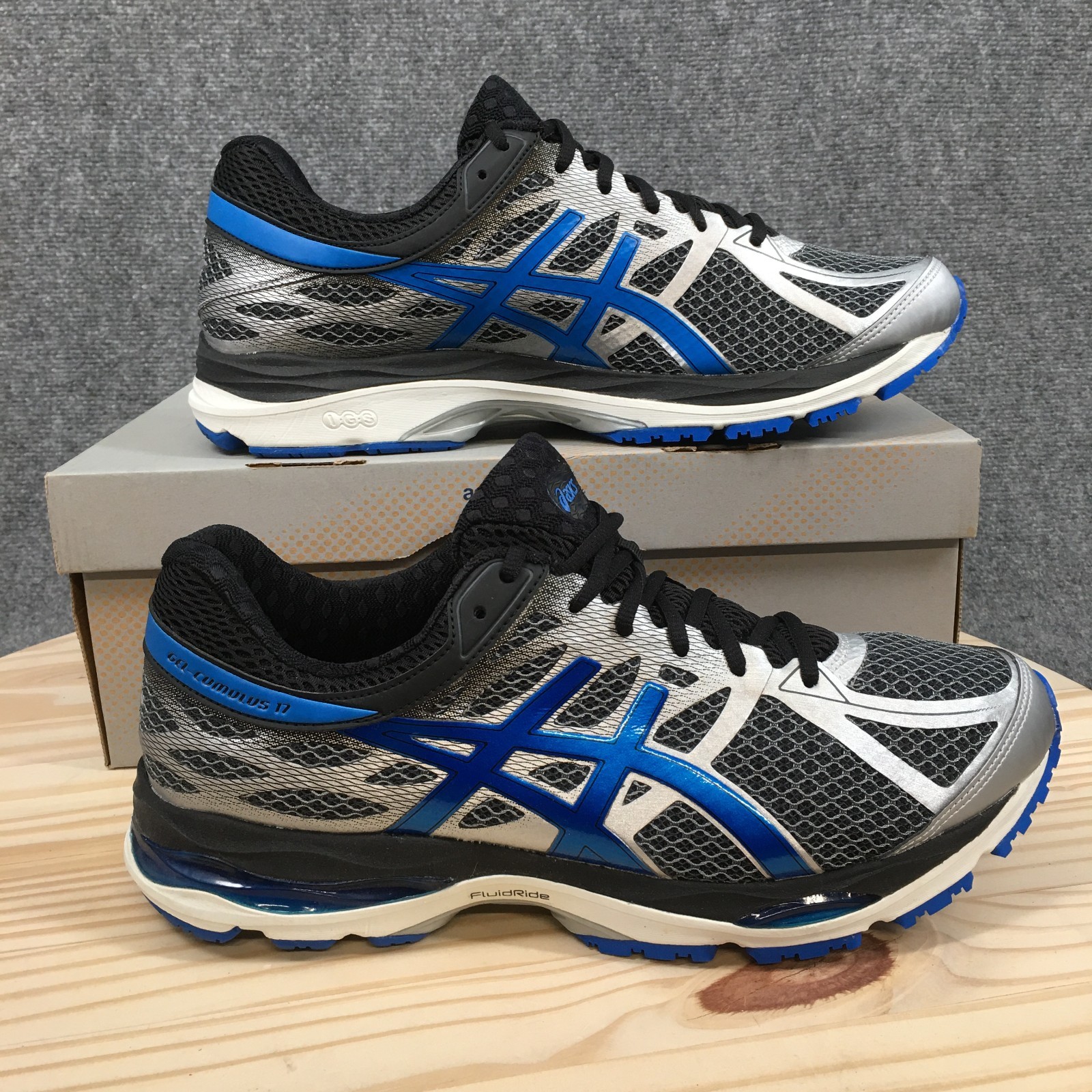 Asics Gel-Cumulus 17 Running Shoes Mens 12.5 2E Lace Up Sneakers Gray Black NEW