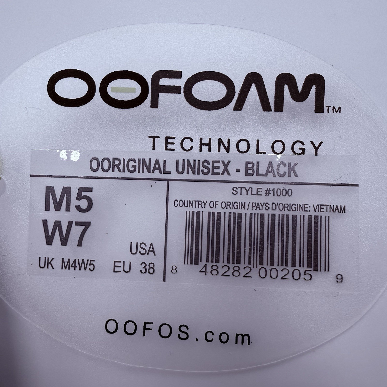 OOFOS OOriginal Unisex Sandal / Flip-flop(Women’s size 7 / Men’s size 5 ) Black