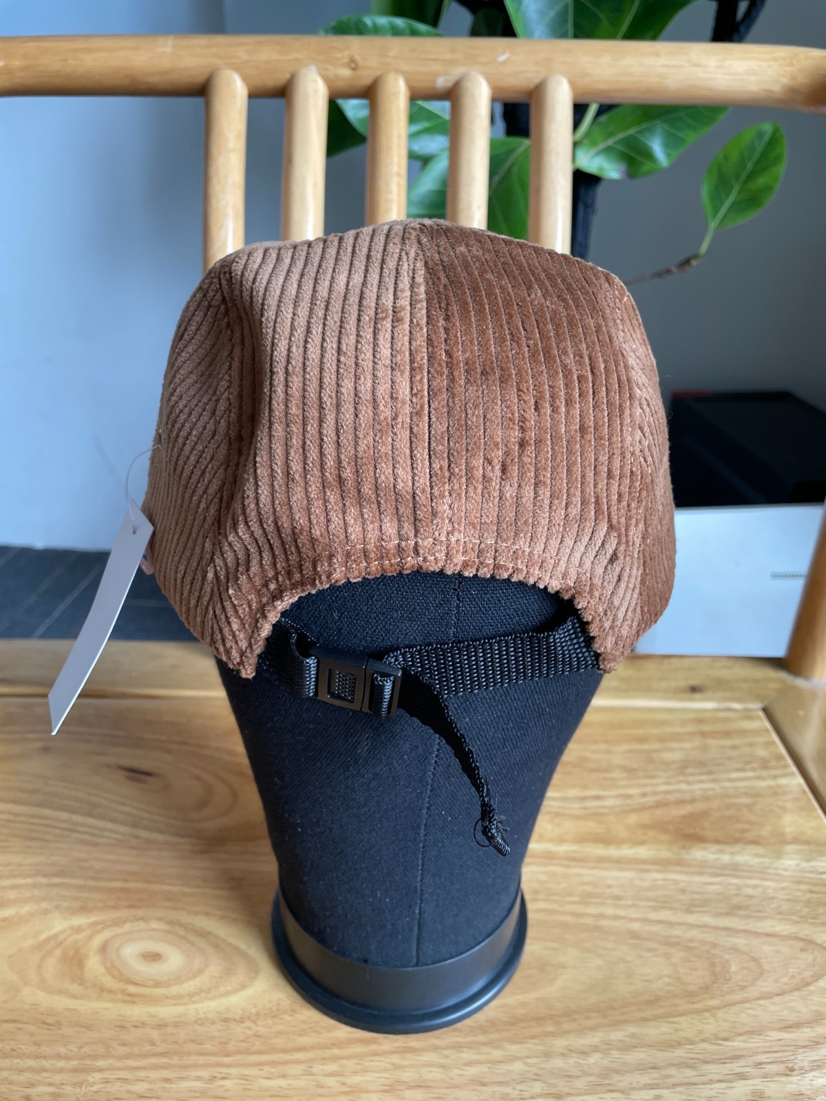 Supreme Men’s Orange Brim Baseball Cap Adjustable