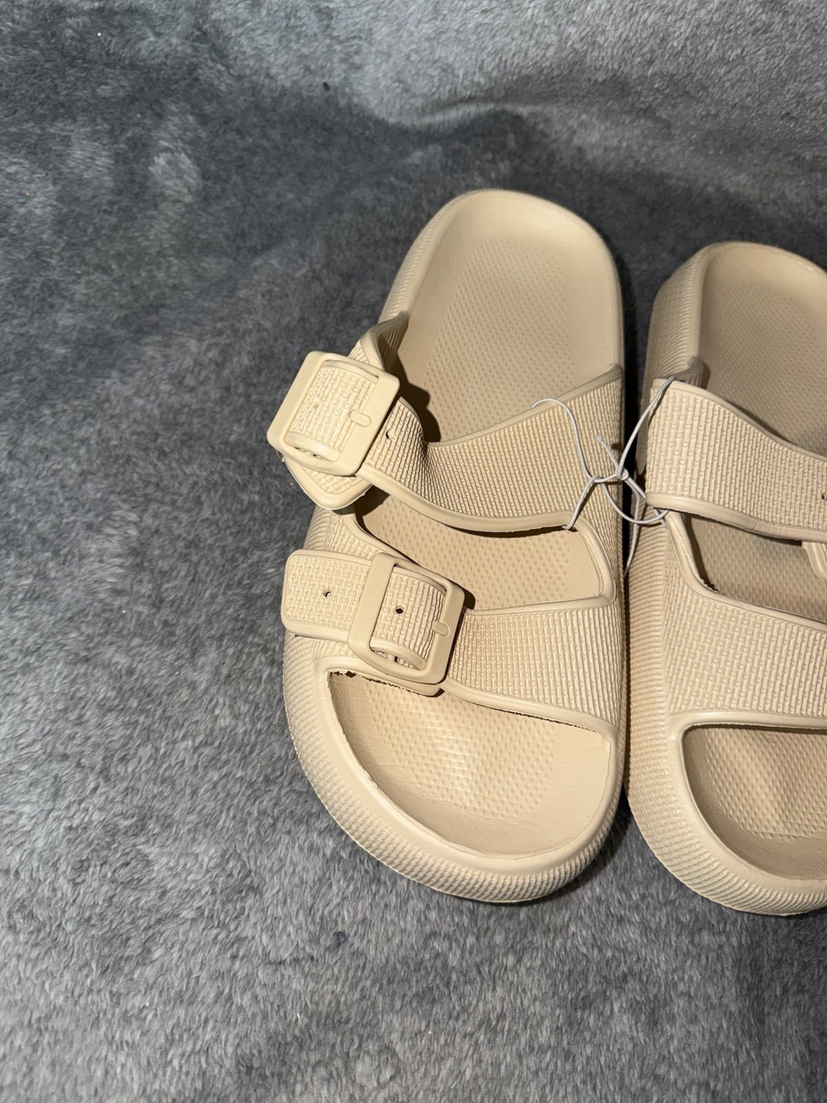 The Cloudies Slides Sandal Cream Color Buckle Woman’s Size 8.5-9.5 (40-41)
