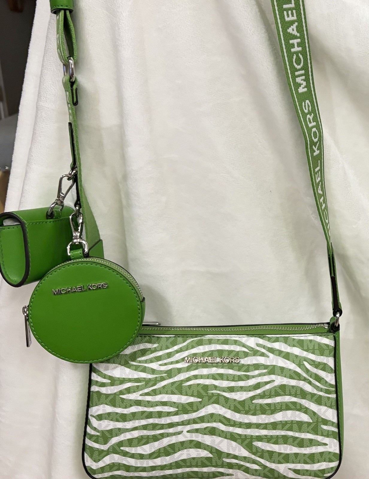 NWT Michael Kors Jet Set Travel Zebra Green/White Crossbody + Coin & Tech Pouch