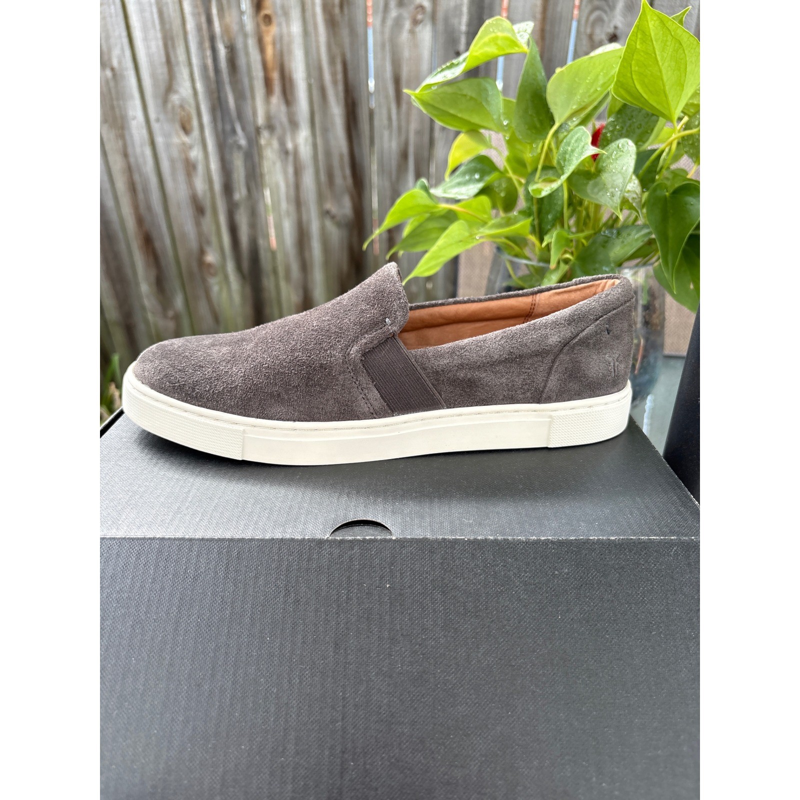Frye Ivy Slip On Suede Sneakers Grigio Grey Leather Lined Shoes 71171 Womens 8 M