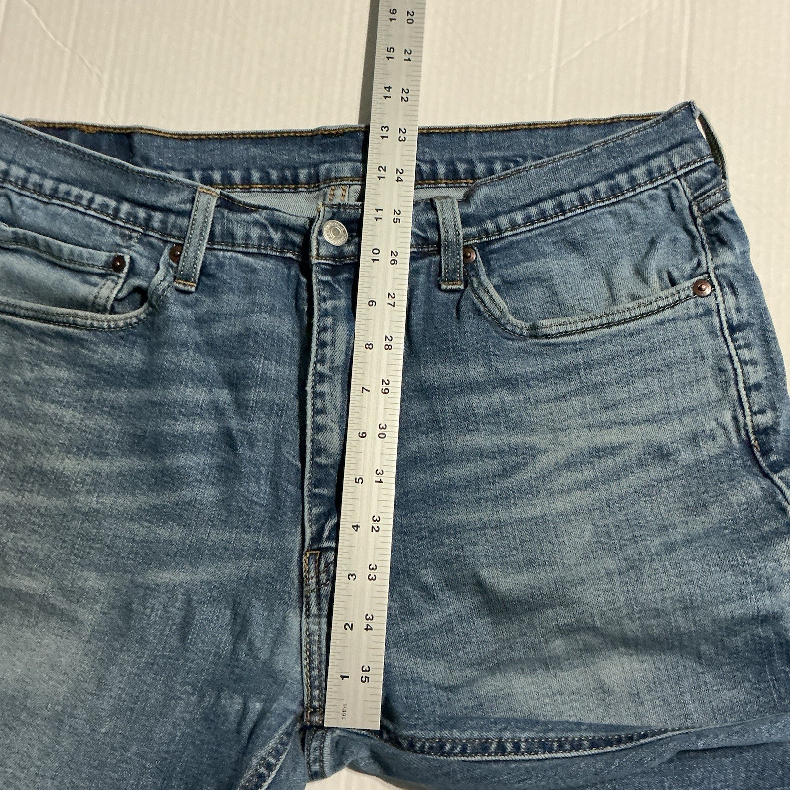 Levi’s 541 Men’s Jeans Athletic Fit, Tapered Leg, Blue Denim 36×34