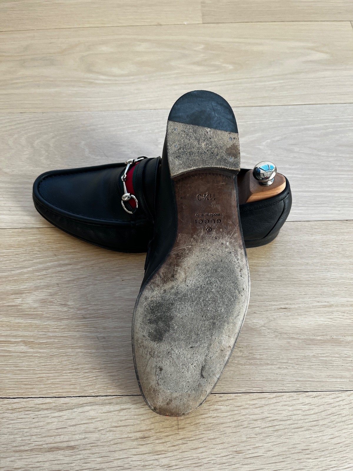 Gucci Leather Horsebit Loafers Men’s 11.5 D Black with class red & green ribbon