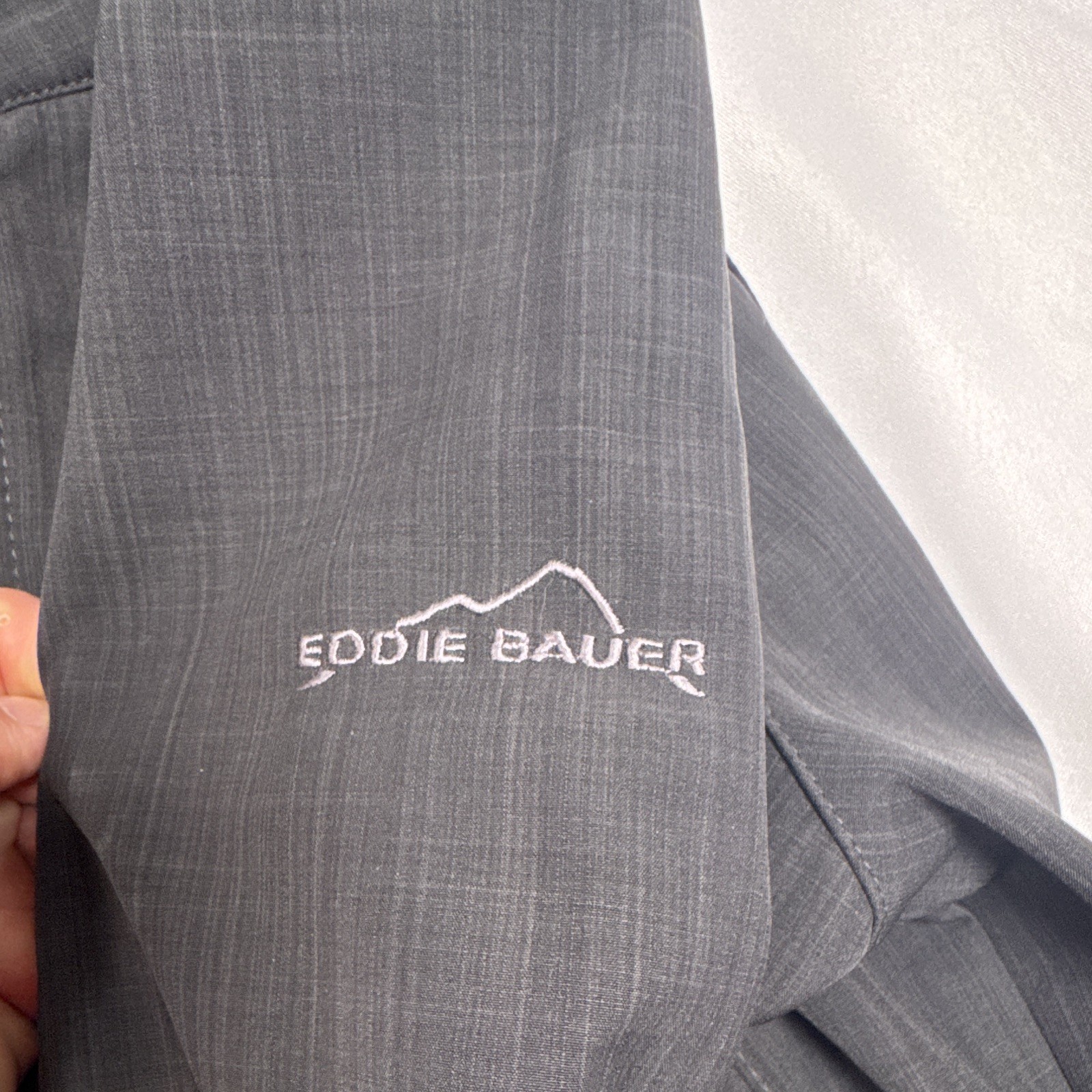 Eddie Bauer Gray Softshell Jacket Full Zip Pockets Stand-Up Collar Size M