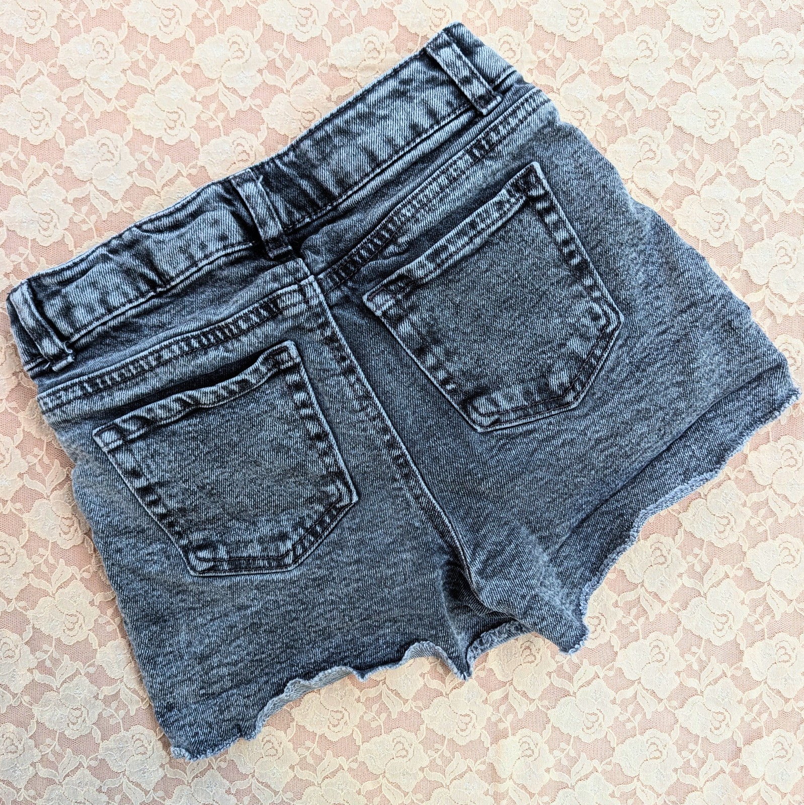 VGUC Art Class grey black denim shorts in size youth medium 7/8
