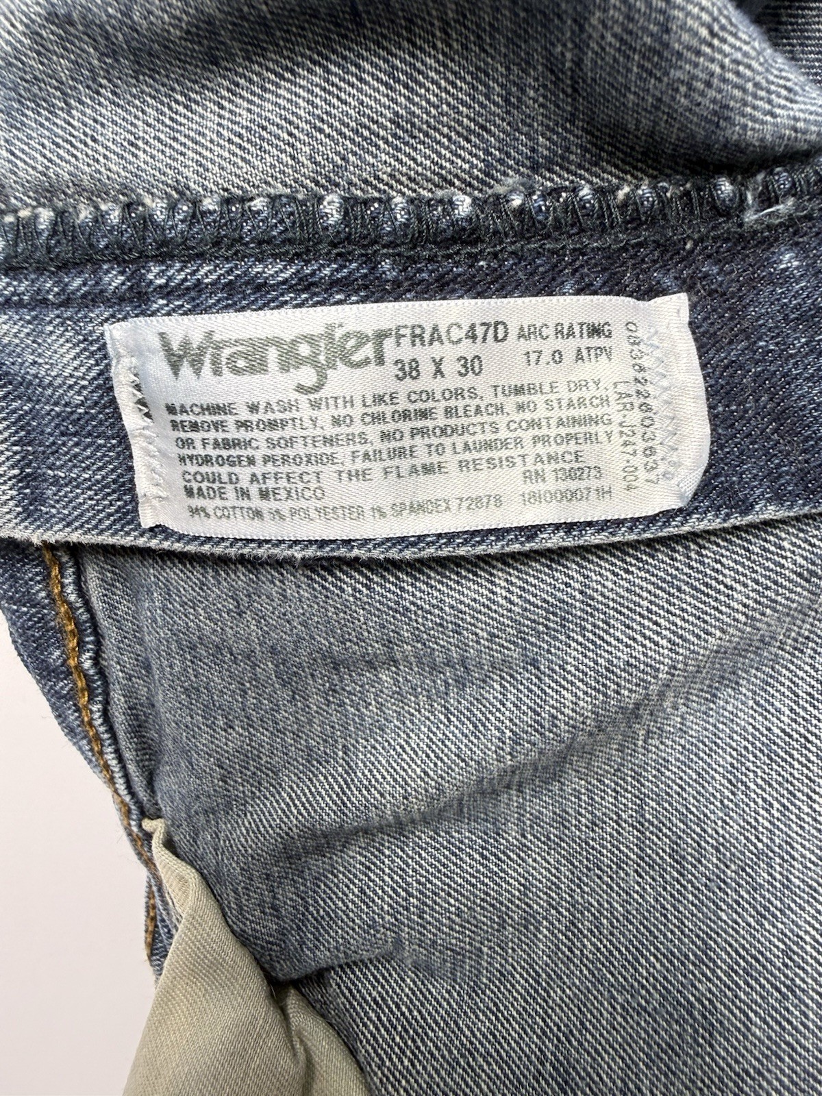 Wrangler Advanced Comfort FR Jeans Men’s Size 38×30 FRAC47D Denim Blue HRC2 2112