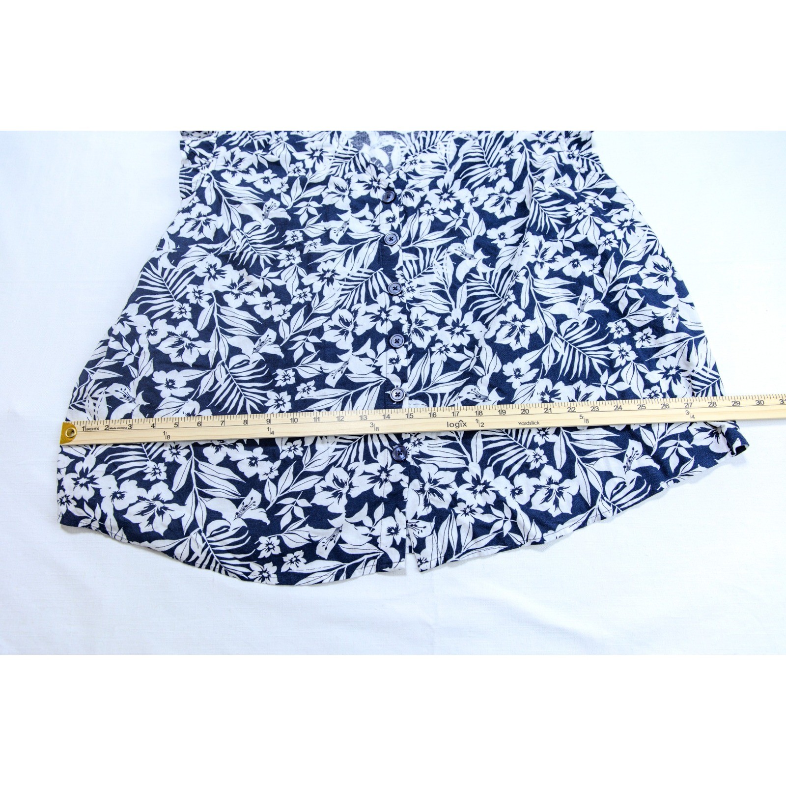 St Johns Bay Navy Blue White Tropical Floral Linen Blend Ruffle Top 3X 70807-3