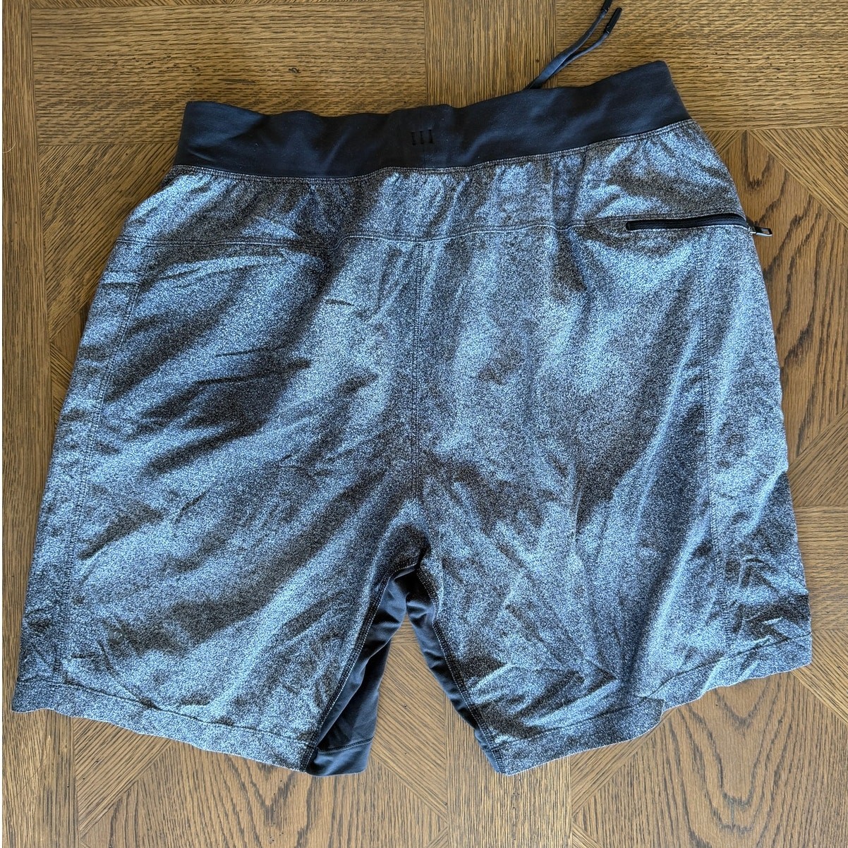 Lululemon Men’s Lined Athletic M Shorts Heather Grey T.H.E.