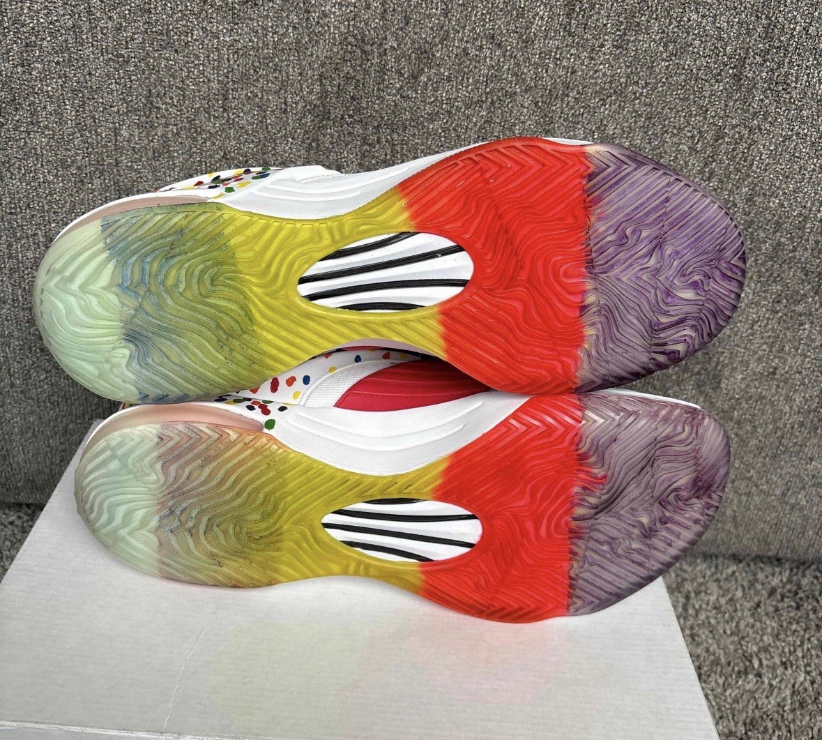 NIKE KD 7 NIKE ID CONFETTI CUSTOM SIZE 13.5 MENS